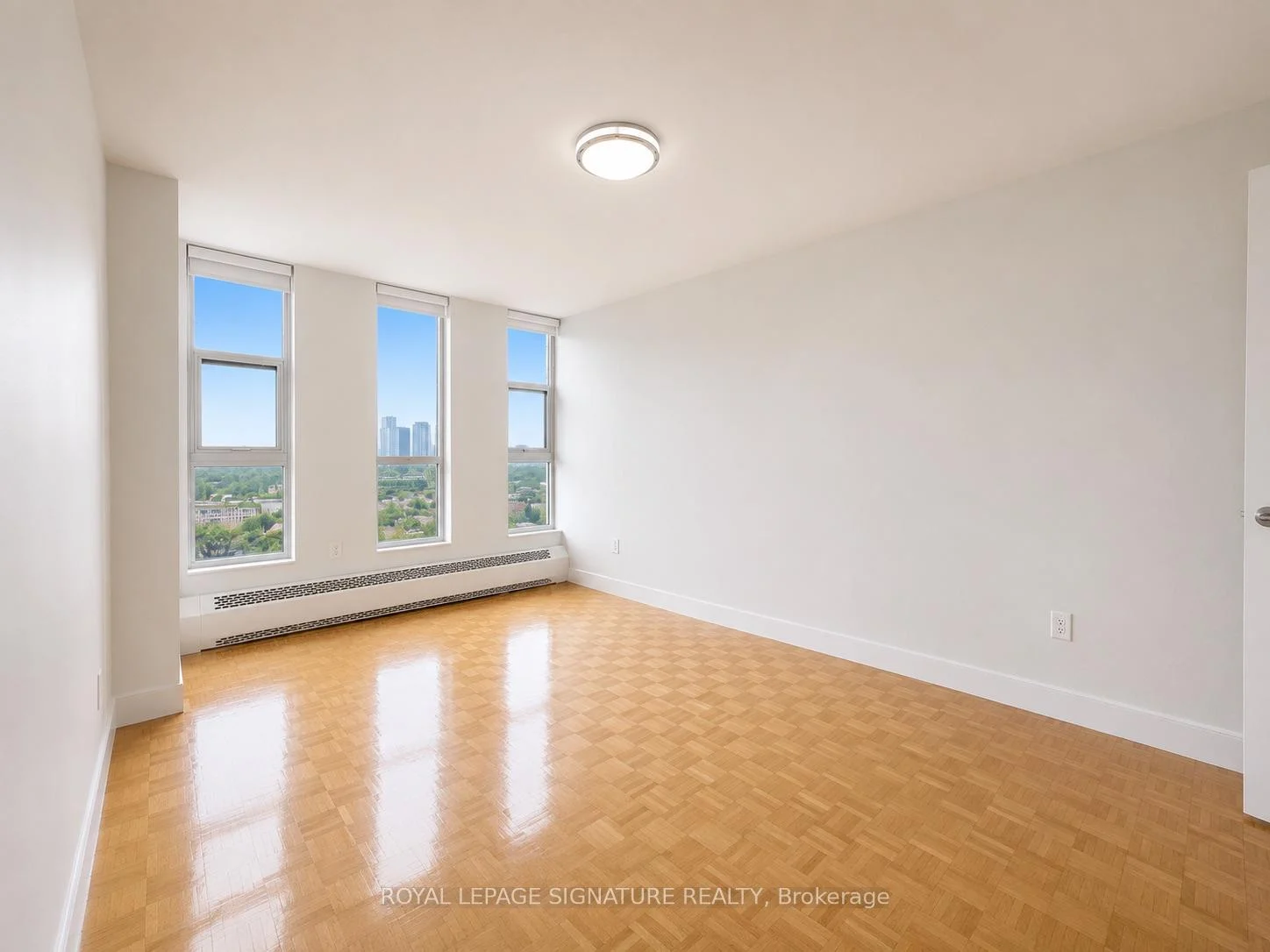 Photo 16 of Unit 504, 666 Spadina Avenue, Toronto, University — HOMEH