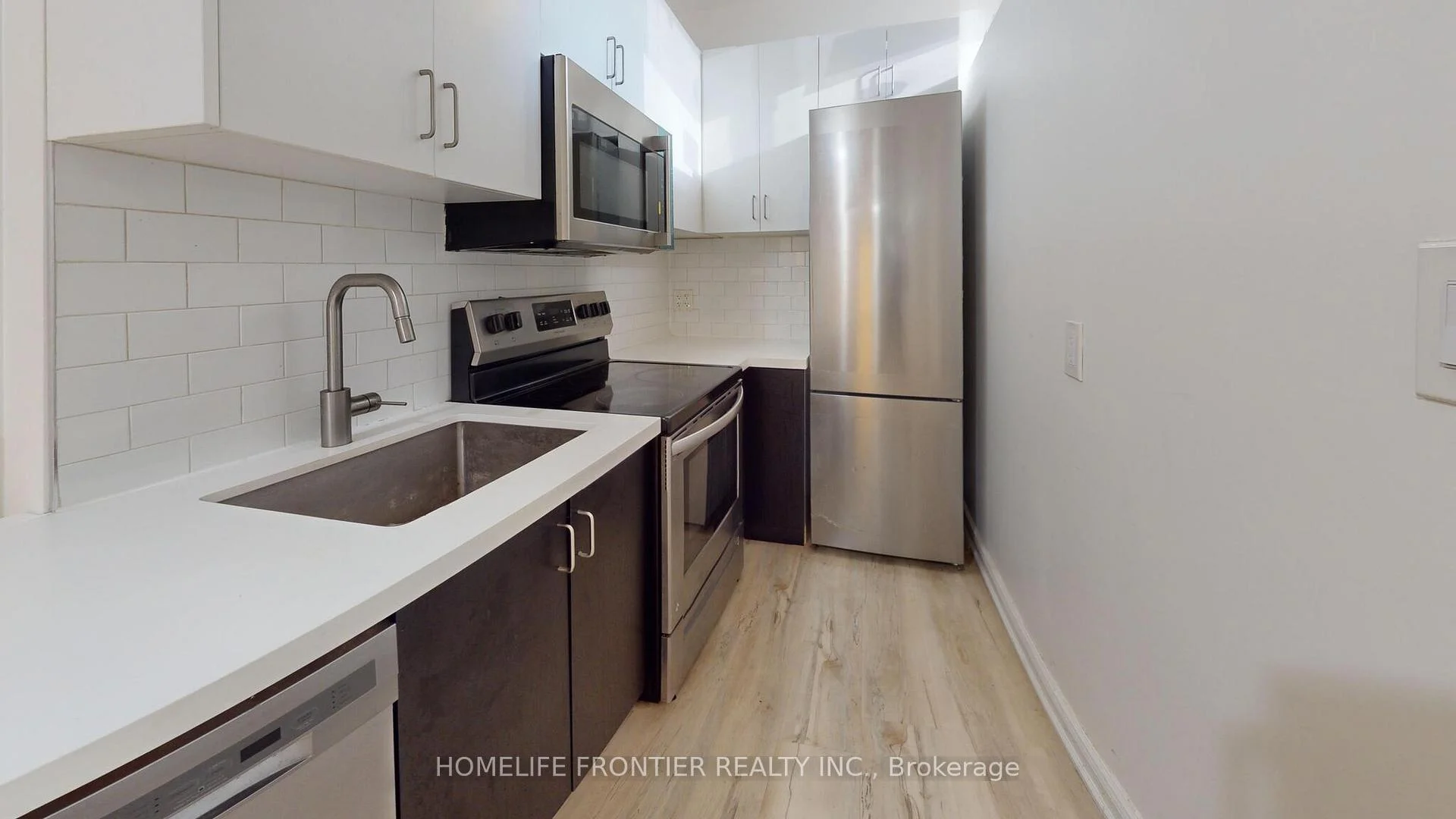 Photo 6 of Unit 101, 291 Scarlett Road, Toronto, Rockcliffe-Smythe — HOMEH