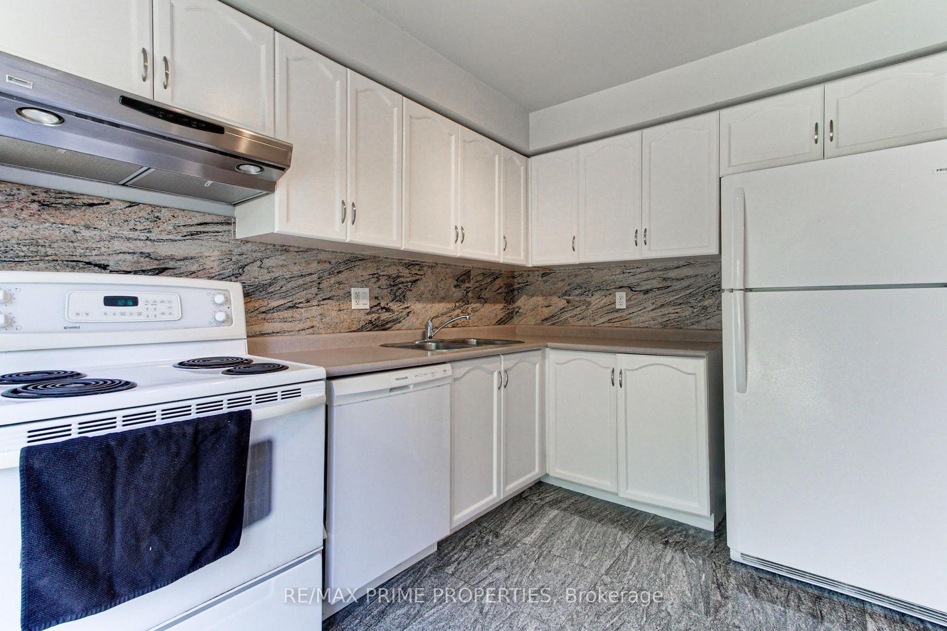 Photo 7 of 85 Lyfytt Crescent, Barrie, West Bayfield — HOMEH