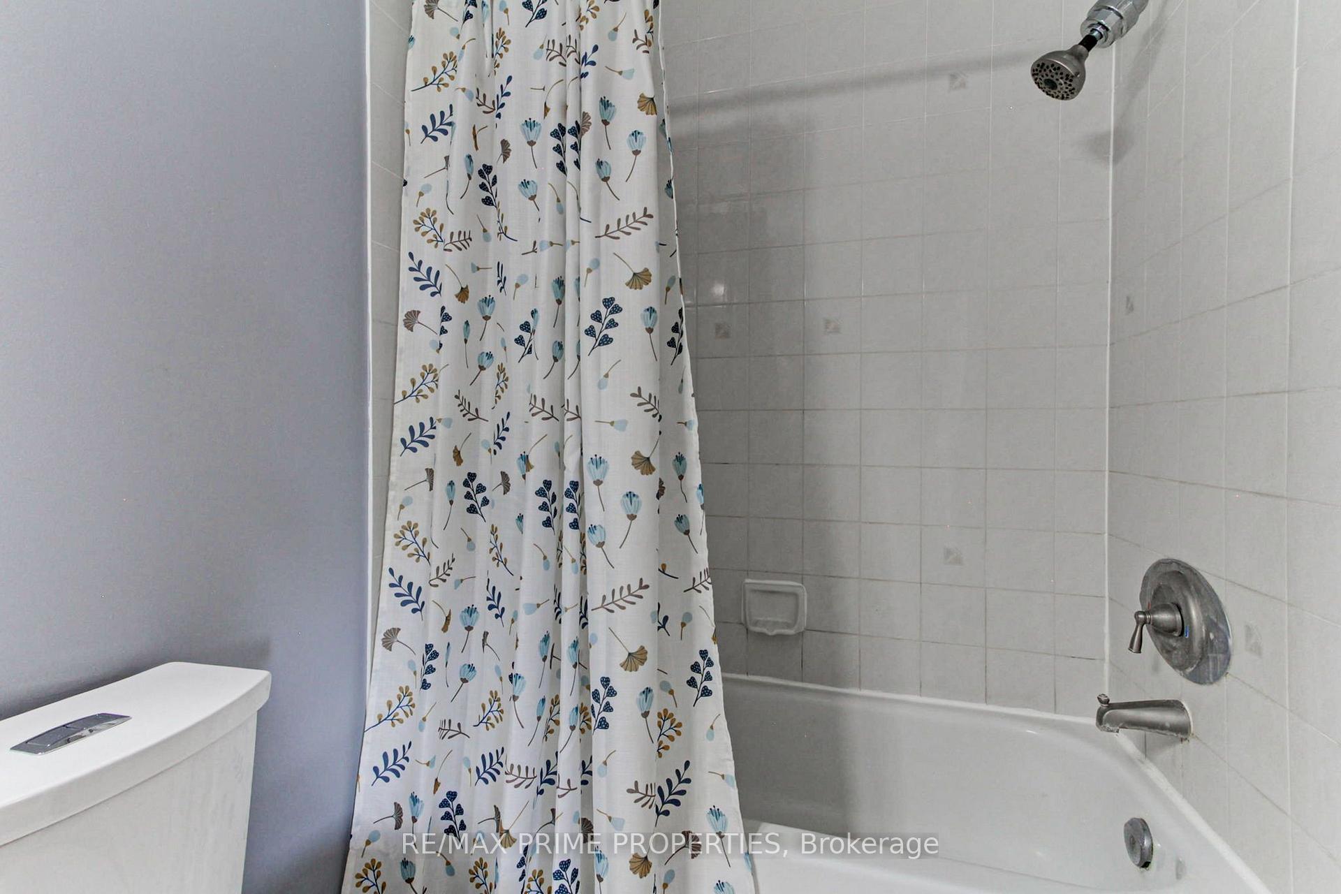 Photo 17 of 85 Lyfytt Crescent, Barrie, West Bayfield — HOMEH