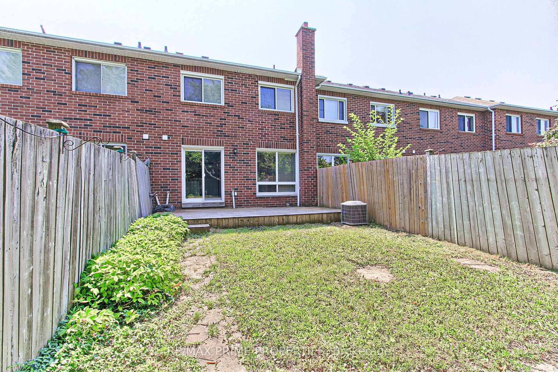 Photo 22 of 85 Lyfytt Crescent, Barrie, West Bayfield — HOMEH