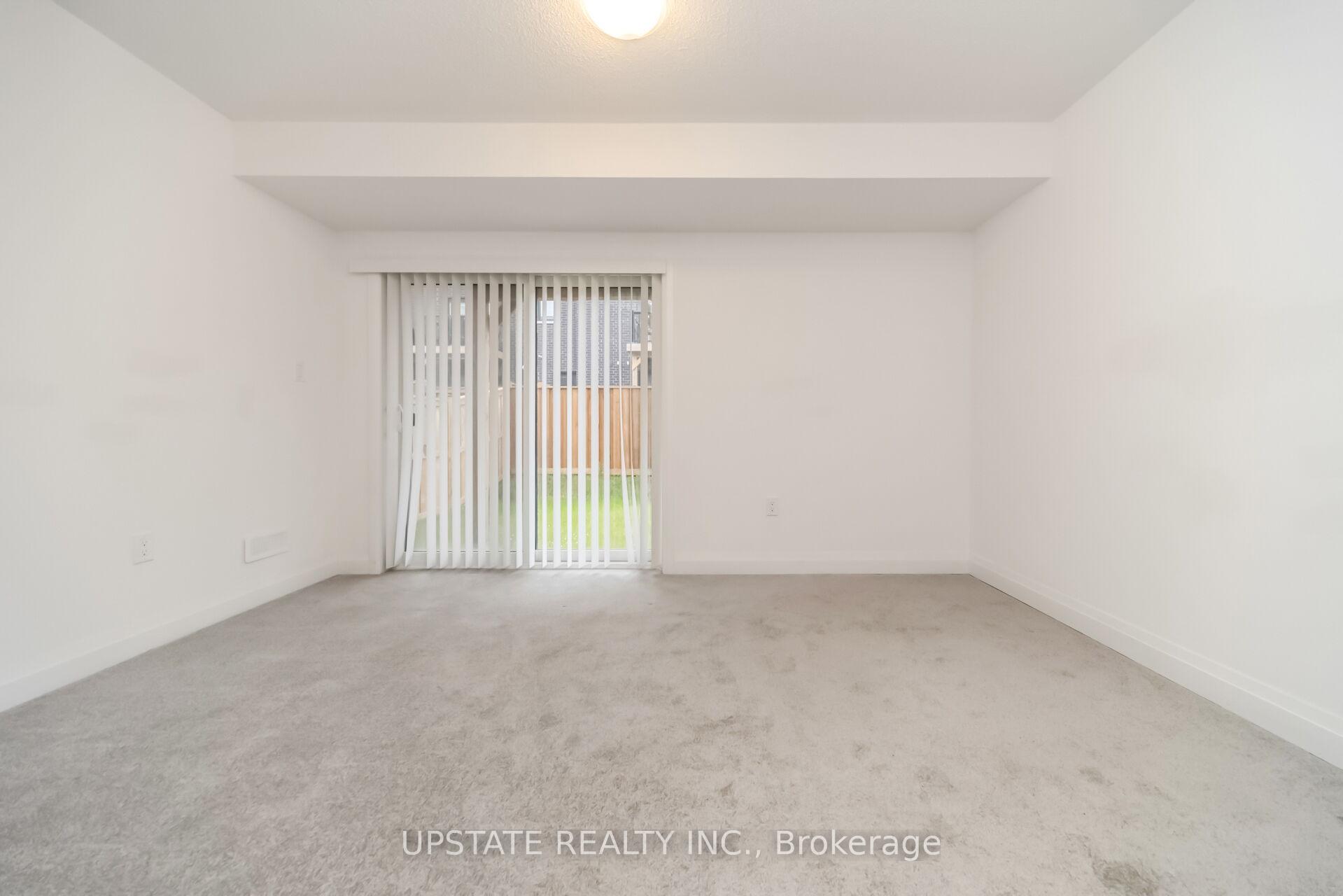 Photo 8 of 45 Humberstone Drive, Halton Hills, Georgetown — HOMEH
