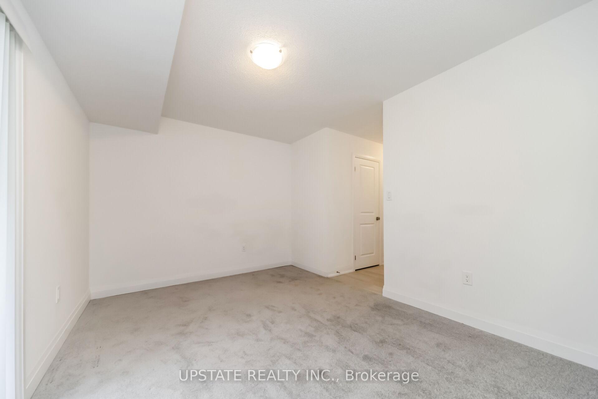 Photo 10 of 45 Humberstone Drive, Halton Hills, Georgetown — HOMEH
