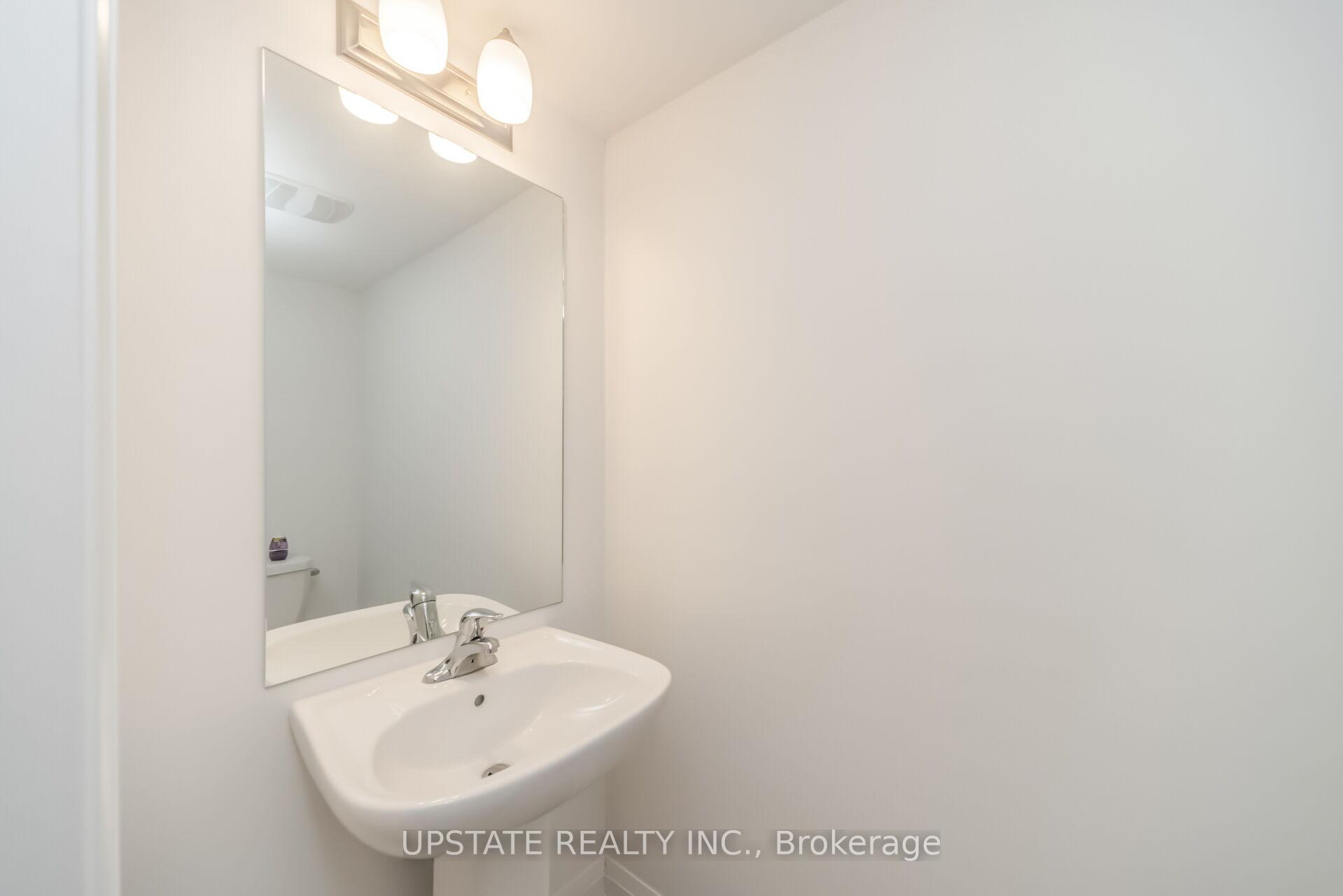Photo 12 of 45 Humberstone Drive, Halton Hills, Georgetown — HOMEH