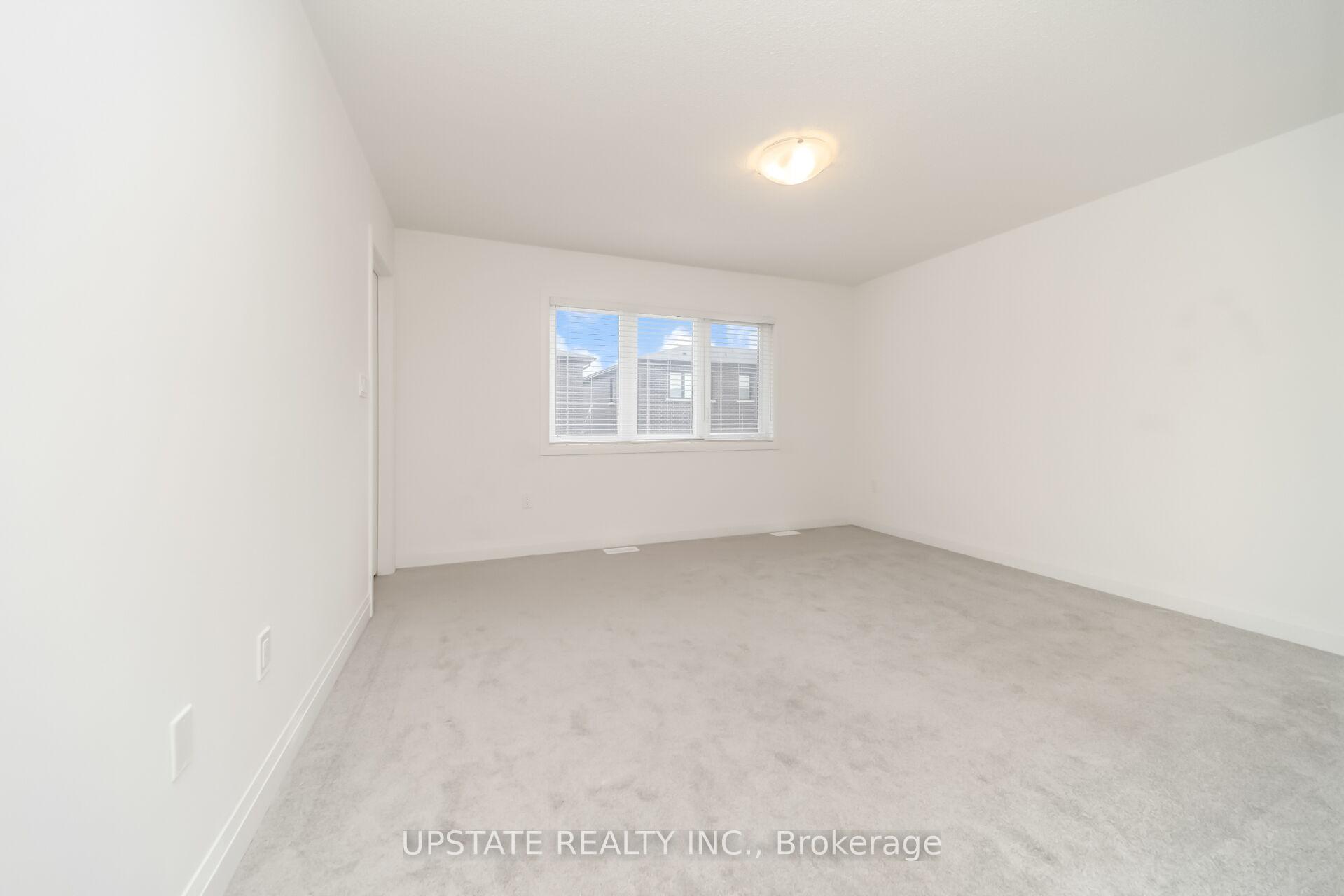 Photo 28 of 45 Humberstone Drive, Halton Hills, Georgetown — HOMEH