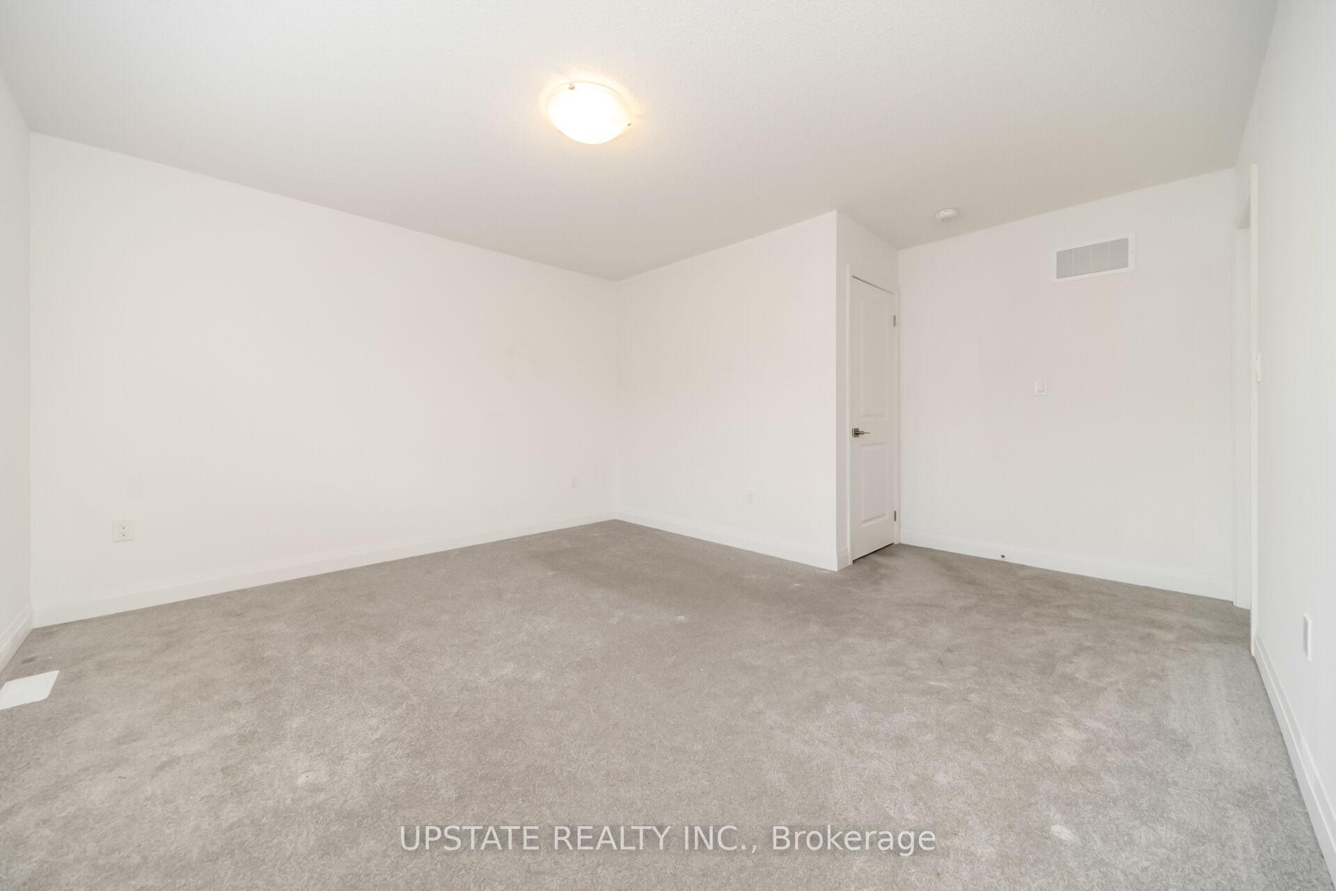 Photo 29 of 45 Humberstone Drive, Halton Hills, Georgetown — HOMEH