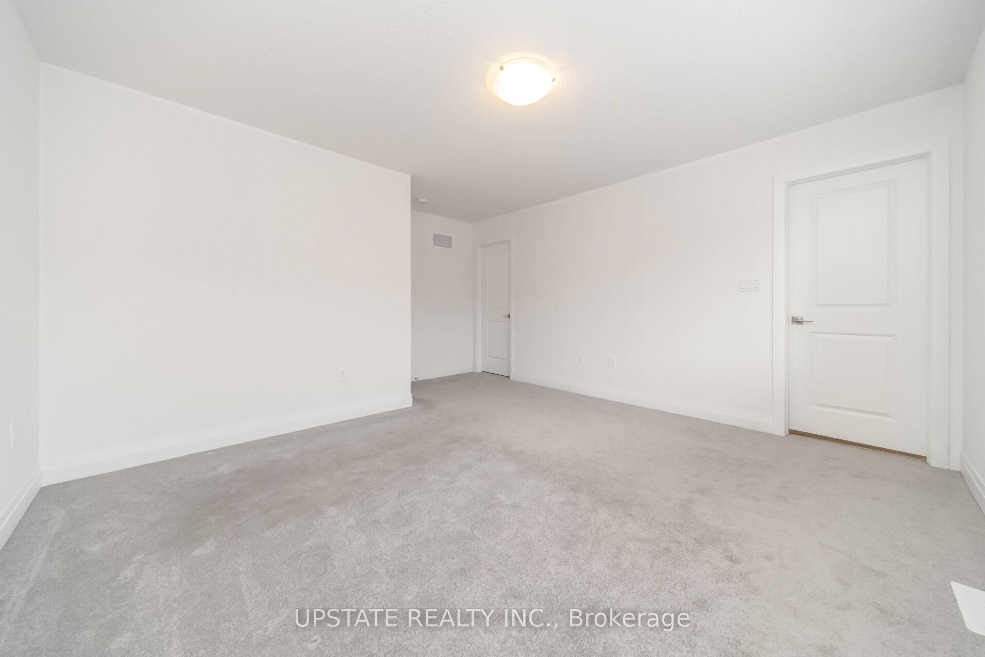 Photo 30 of 45 Humberstone Drive, Halton Hills, Georgetown — HOMEH