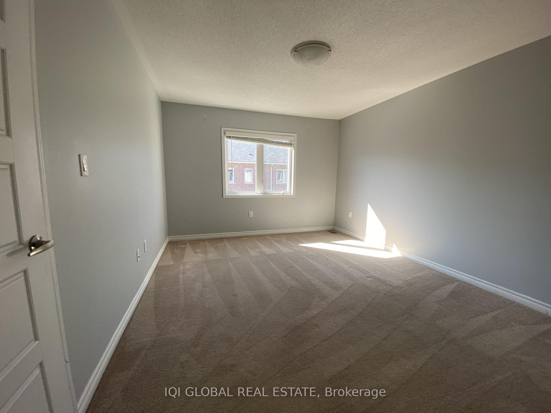 Photo 36 of Unit 132, 1000 Asleton Boulevard, Milton, Willmott — HOMEH