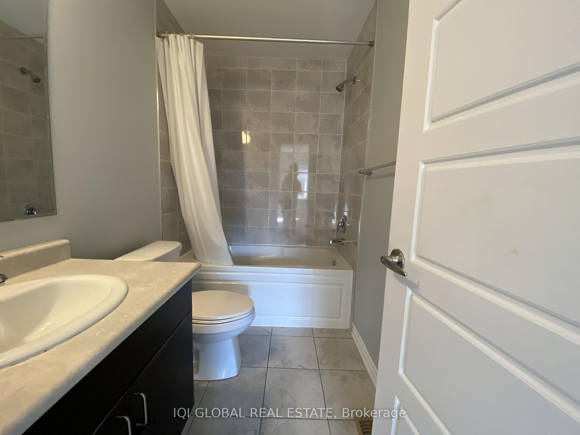 Photo 49 of Unit 132, 1000 Asleton Boulevard, Milton, Willmott — HOMEH