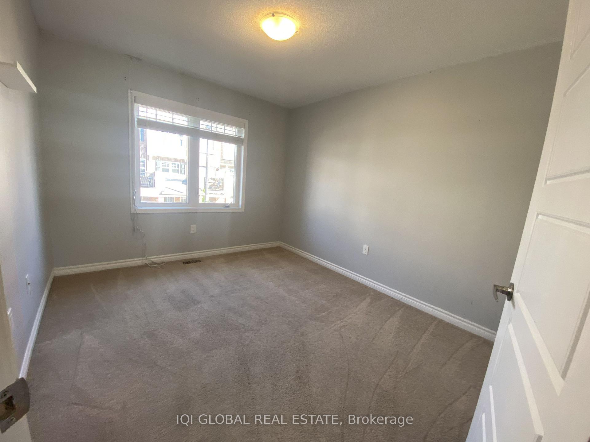 Photo 52 of Unit 132, 1000 Asleton Boulevard, Milton, Willmott — HOMEH