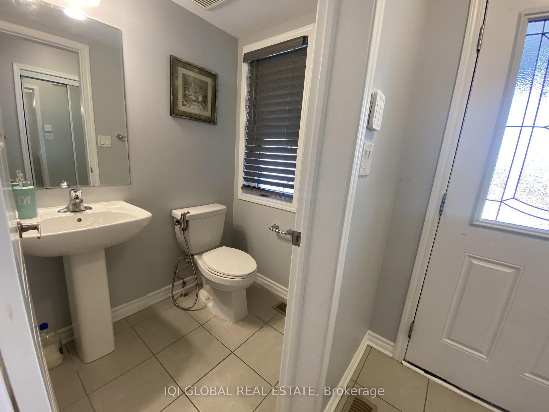 Photo 33 of Unit 132, 1000 Asleton Boulevard, Milton, Willmott — HOMEH