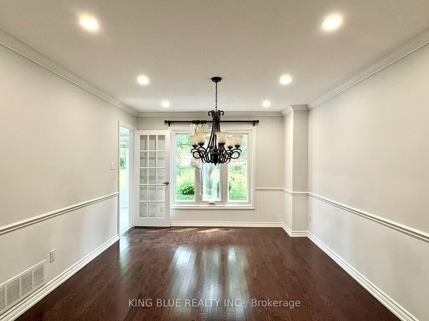 Photo 6 of 23 Craigleith Crescent, Richmond Hill, Oak Ridges Lake Wilcox — HOMEH