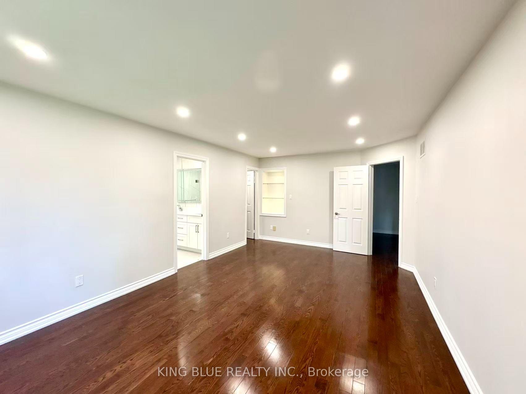 Photo 14 of 23 Craigleith Crescent, Richmond Hill, Oak Ridges Lake Wilcox — HOMEH