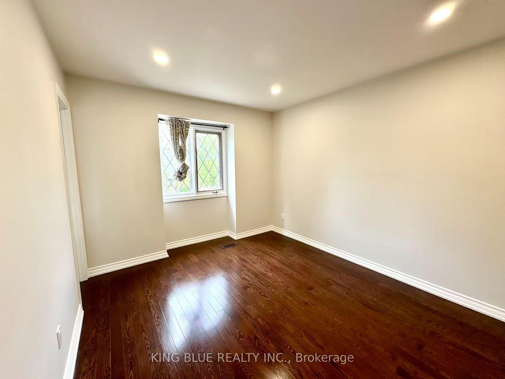 Photo 16 of 23 Craigleith Crescent, Richmond Hill, Oak Ridges Lake Wilcox — HOMEH