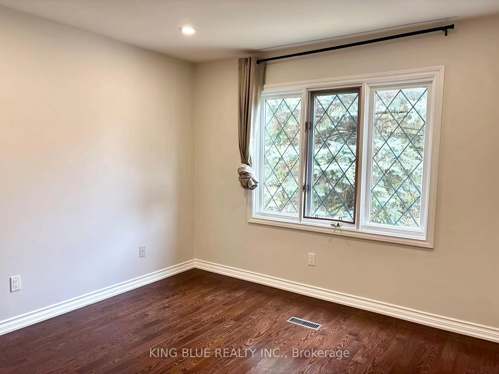 Photo 19 of 23 Craigleith Crescent, Richmond Hill, Oak Ridges Lake Wilcox — HOMEH