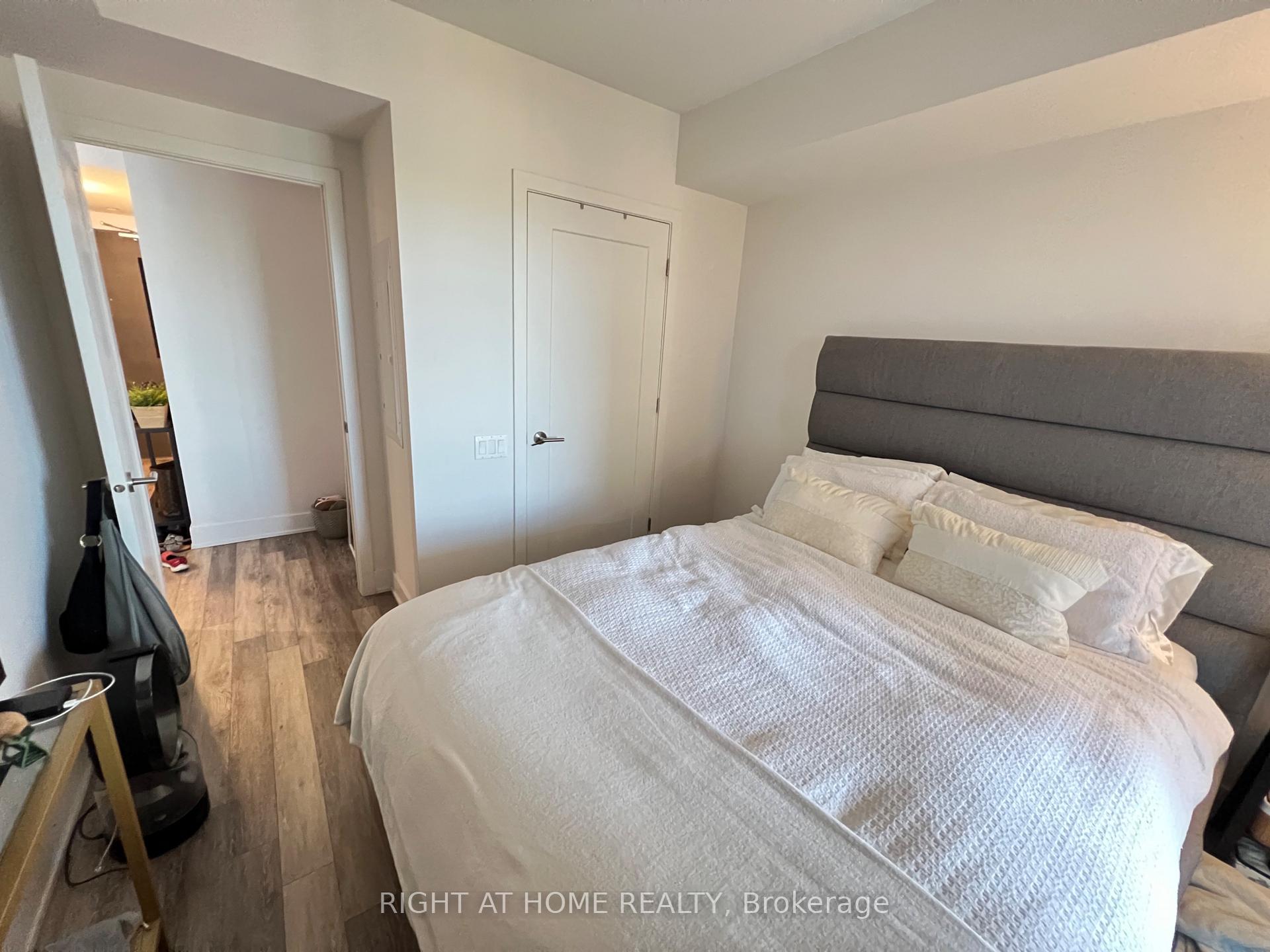 Photo 9 of Unit 601, 411 Mackay Street, Ottawa, Lindenlea — HOMEH