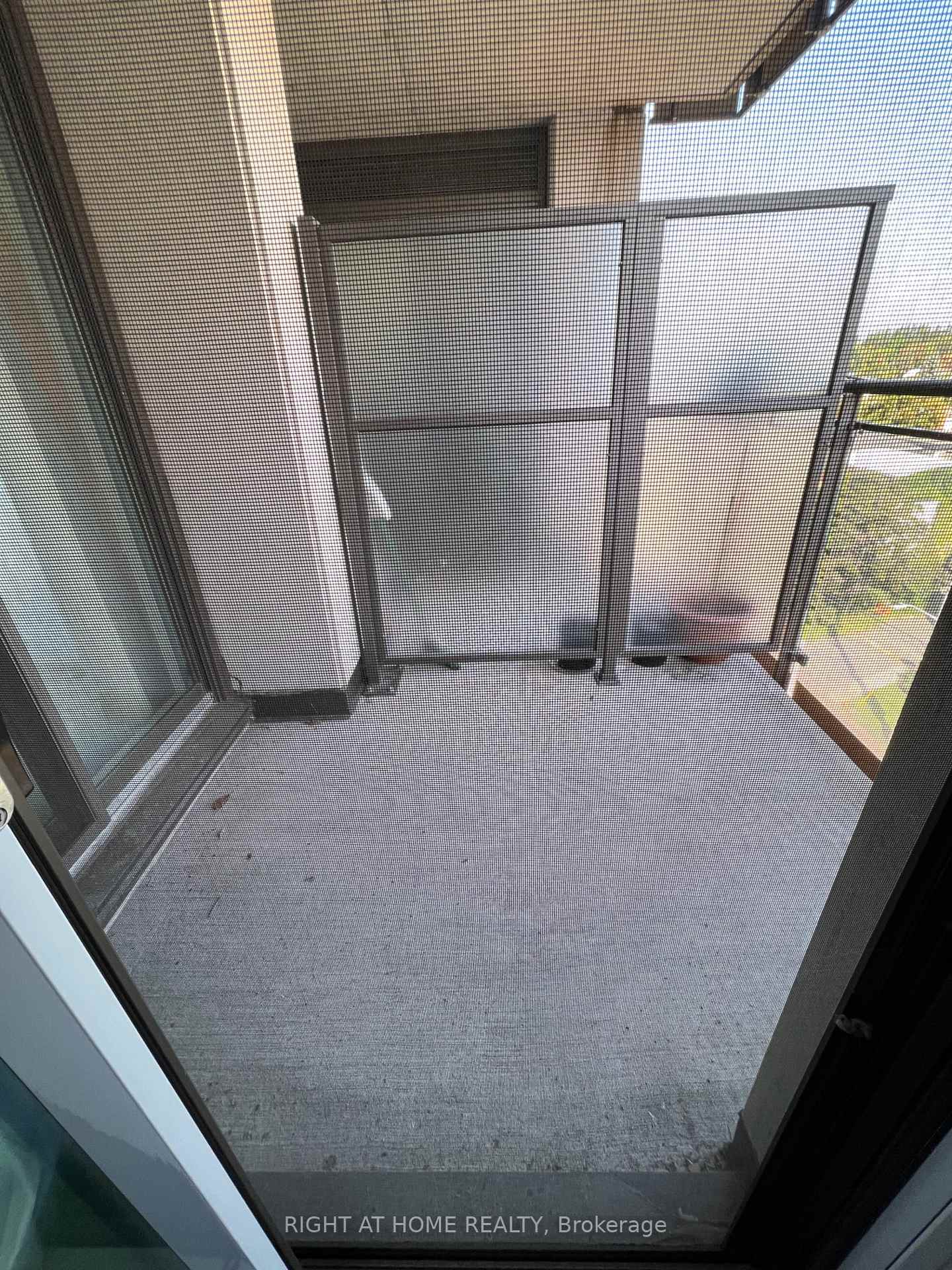 Photo 14 of Unit 601, 411 Mackay Street, Ottawa, Lindenlea — HOMEH