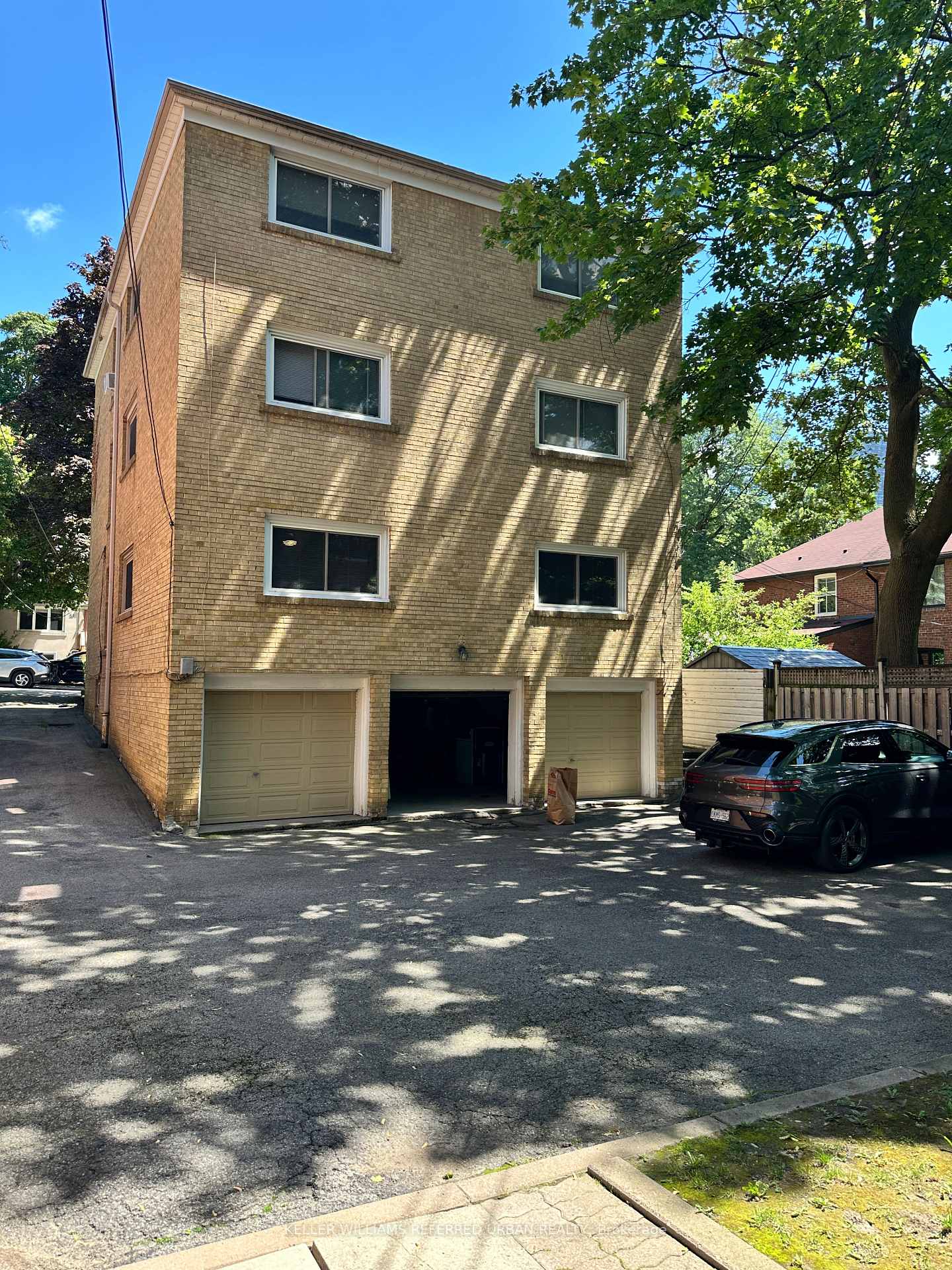 Photo 4 of Unit 1, 34 Rosewell Avenue, Toronto, Yonge-Eglinton — HOMEH