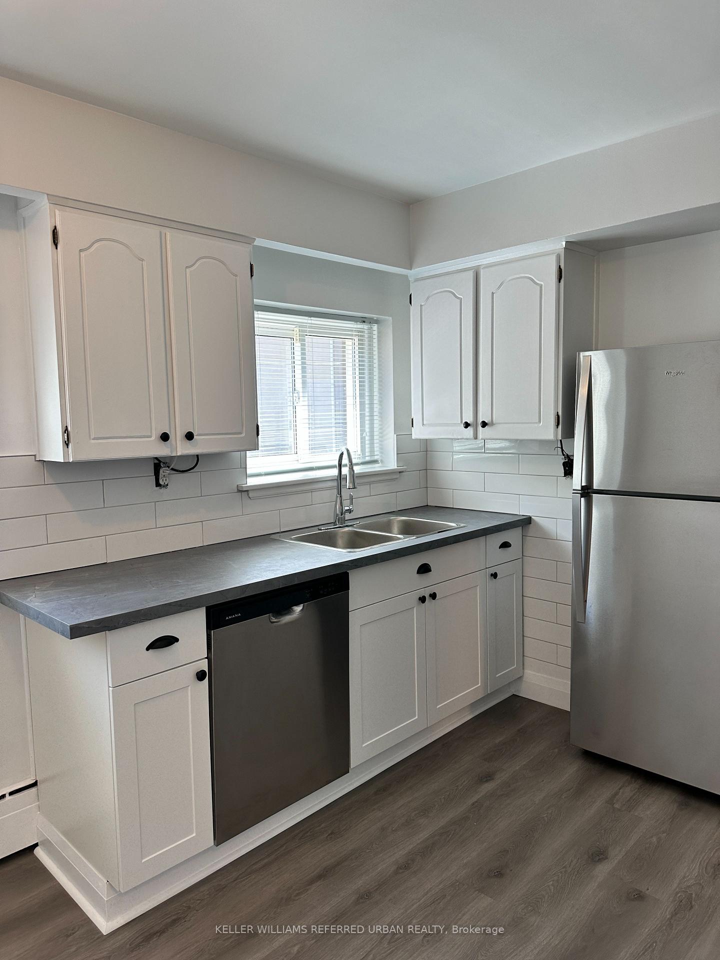 Photo 8 of Unit 1, 34 Rosewell Avenue, Toronto, Yonge-Eglinton — HOMEH