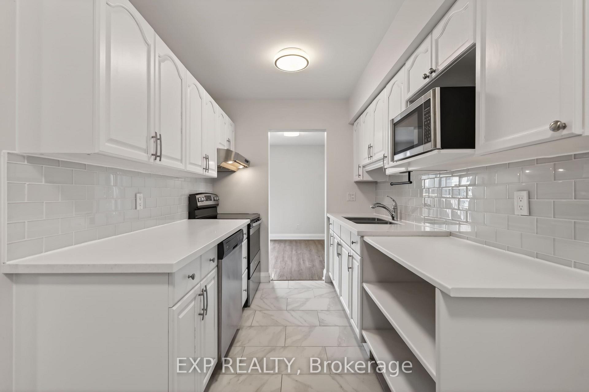 Photo 13 of 1551 Hoskins Crescent, Ottawa, Fallingbrook/Pineridge — HOMEH