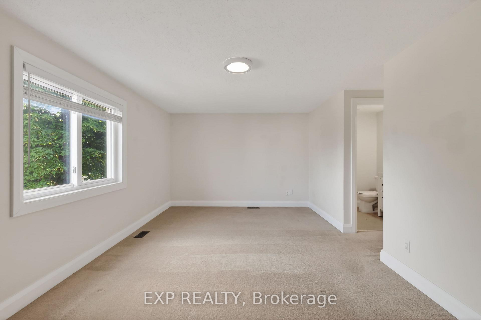 Photo 16 of 1551 Hoskins Crescent, Ottawa, Fallingbrook/Pineridge — HOMEH