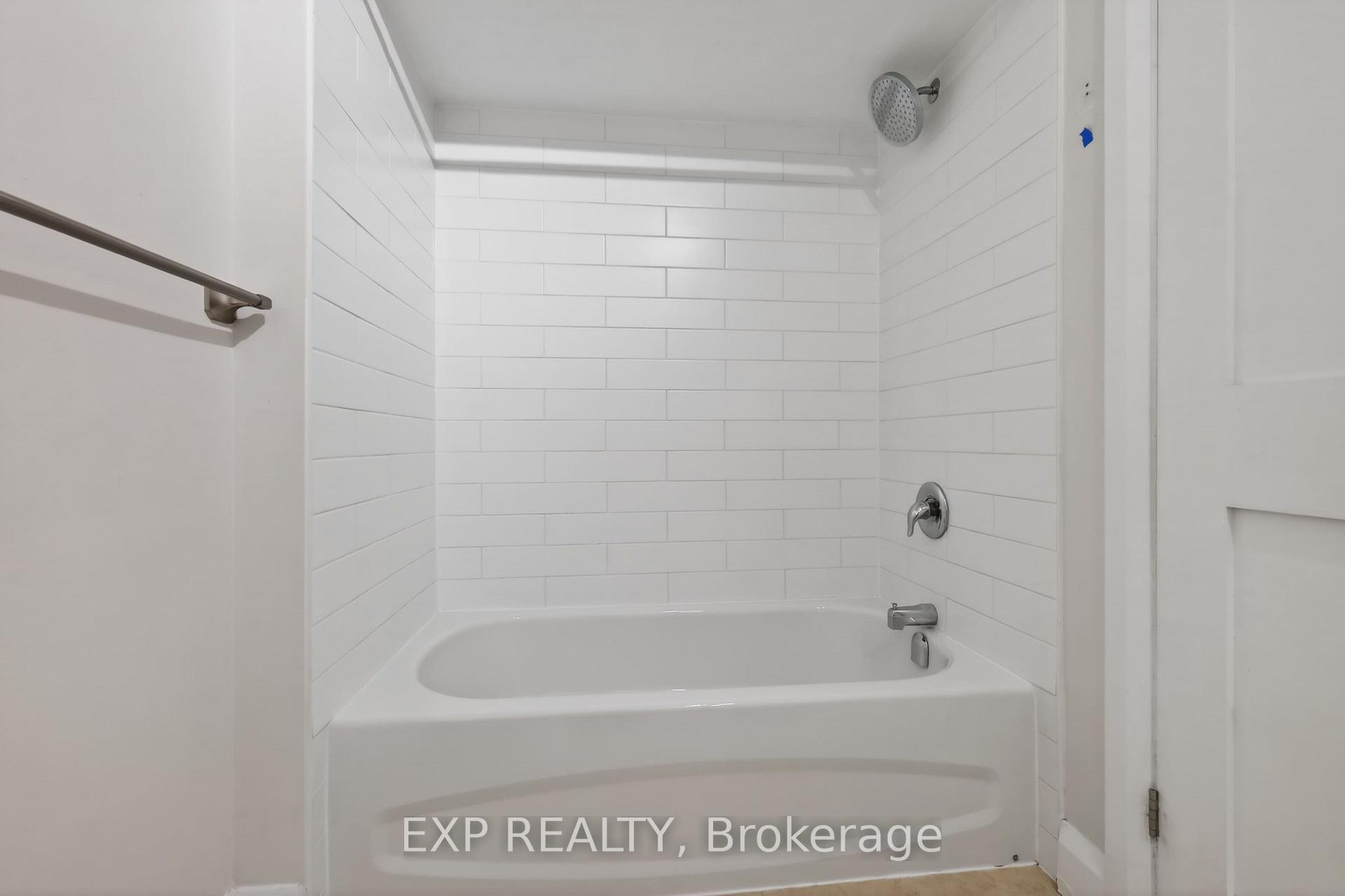 Photo 26 of 1551 Hoskins Crescent, Ottawa, Fallingbrook/Pineridge — HOMEH