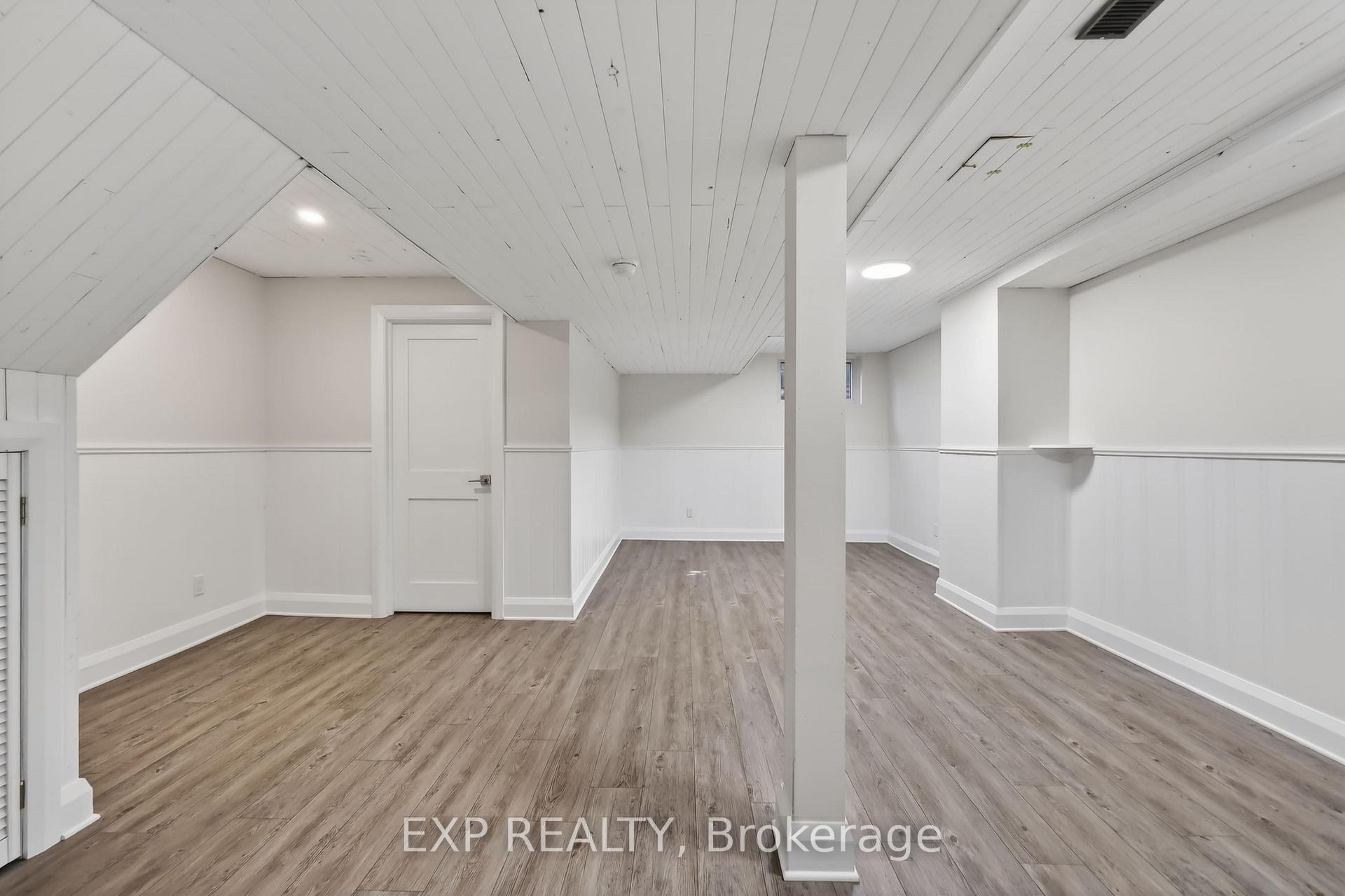 Photo 30 of 1551 Hoskins Crescent, Ottawa, Fallingbrook/Pineridge — HOMEH
