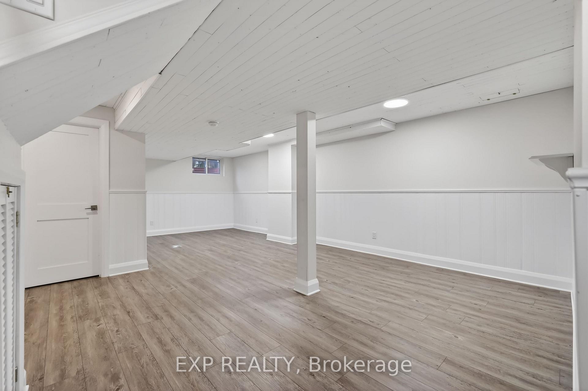 Photo 31 of 1551 Hoskins Crescent, Ottawa, Fallingbrook/Pineridge — HOMEH
