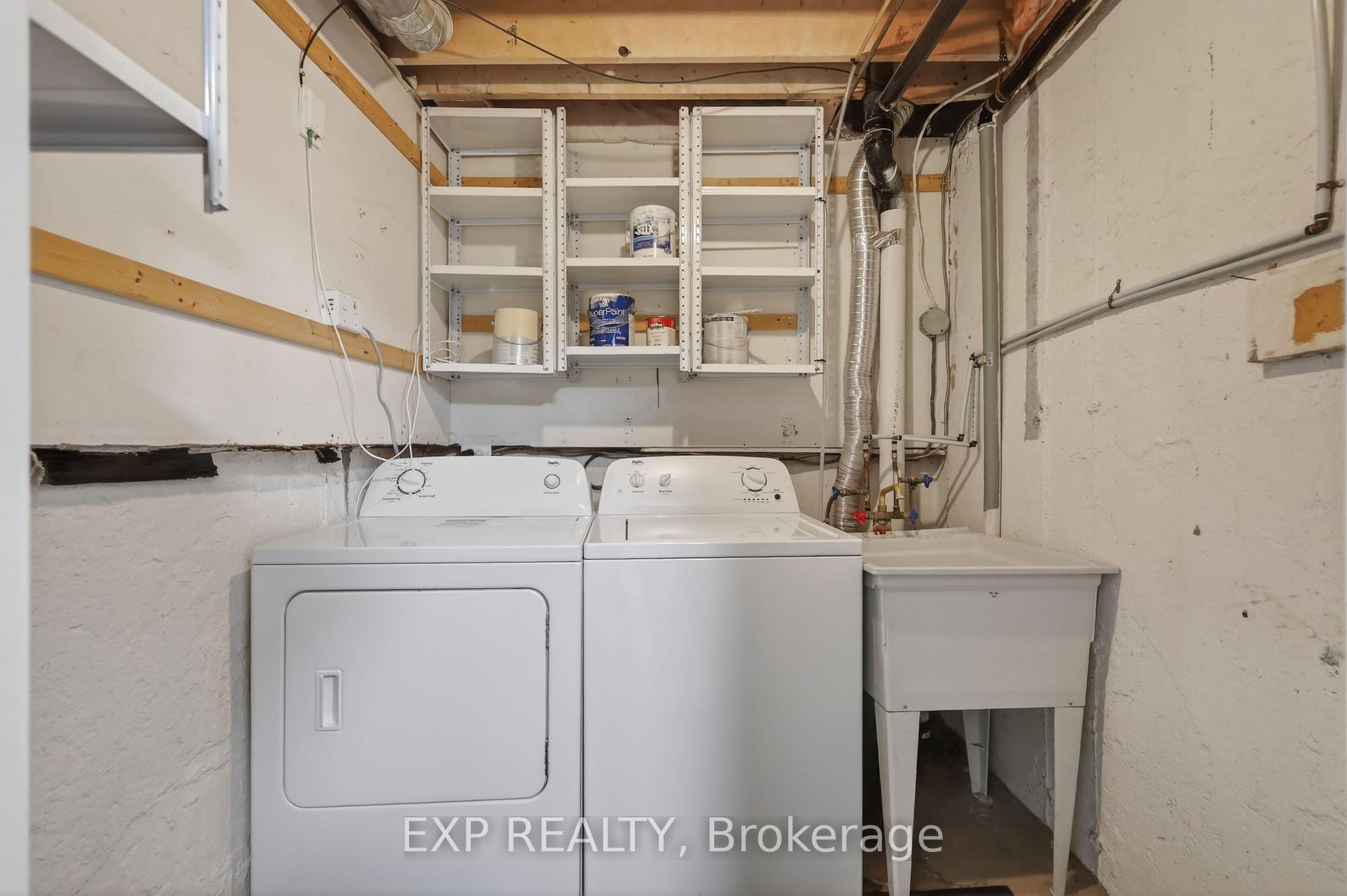 Photo 34 of 1551 Hoskins Crescent, Ottawa, Fallingbrook/Pineridge — HOMEH