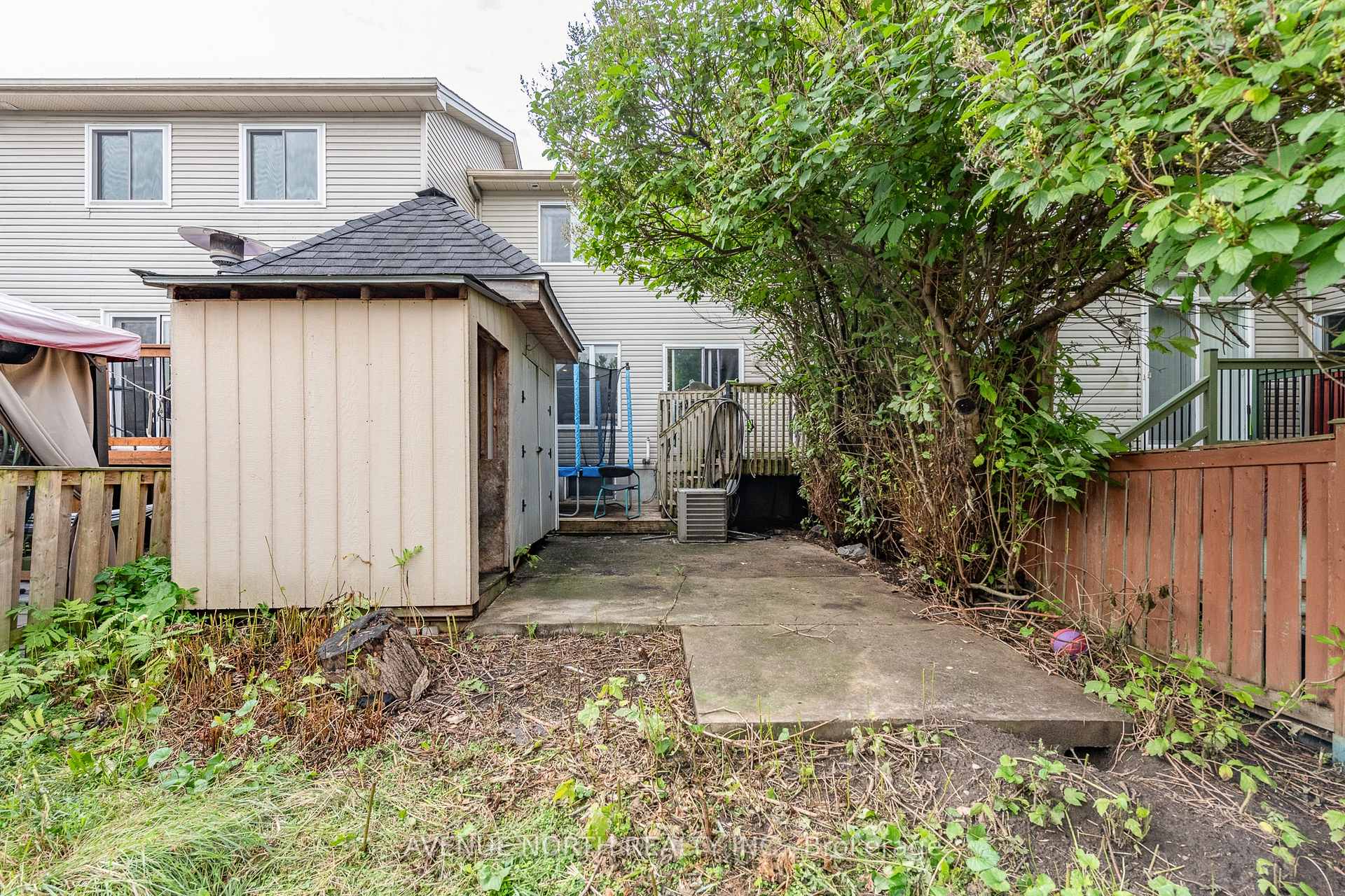 Photo 20 of 501 Lawler Crescent, Ottawa, Chatelaine Village — HOMEH