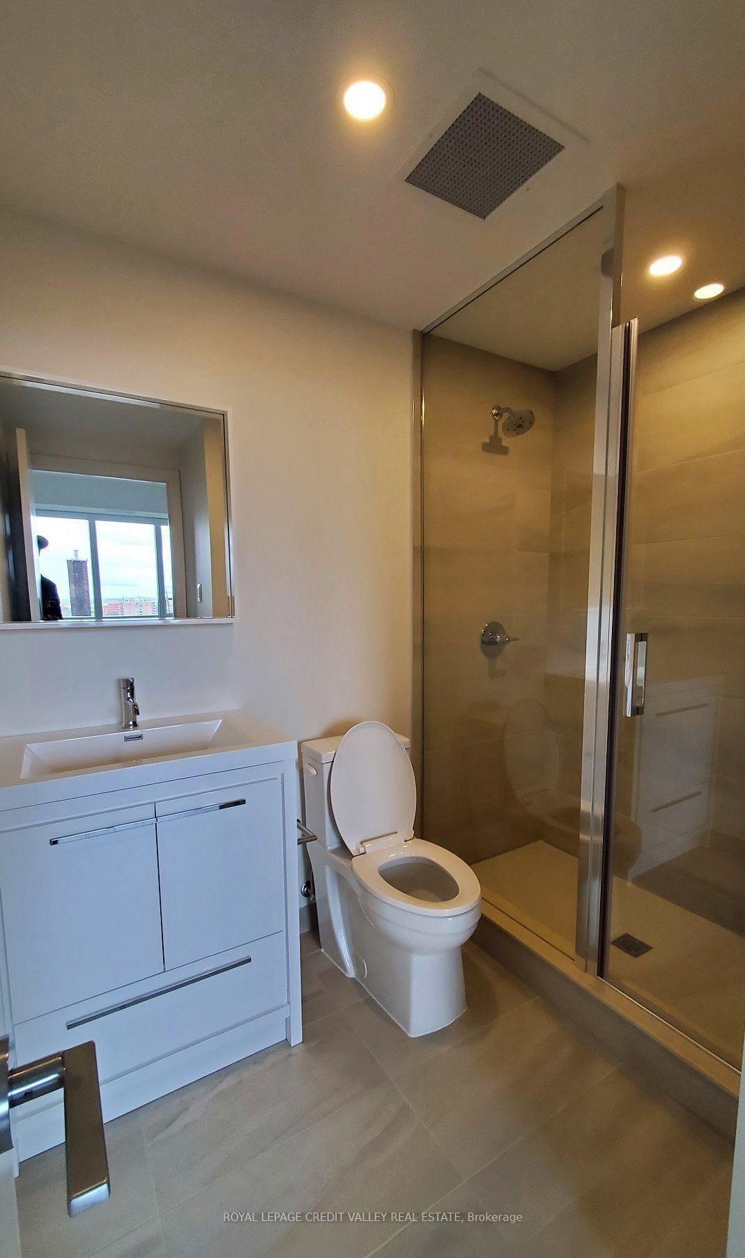 Photo 11 of Unit 720, 212 King Williams Street, Hamilton, Beasley — HOMEH