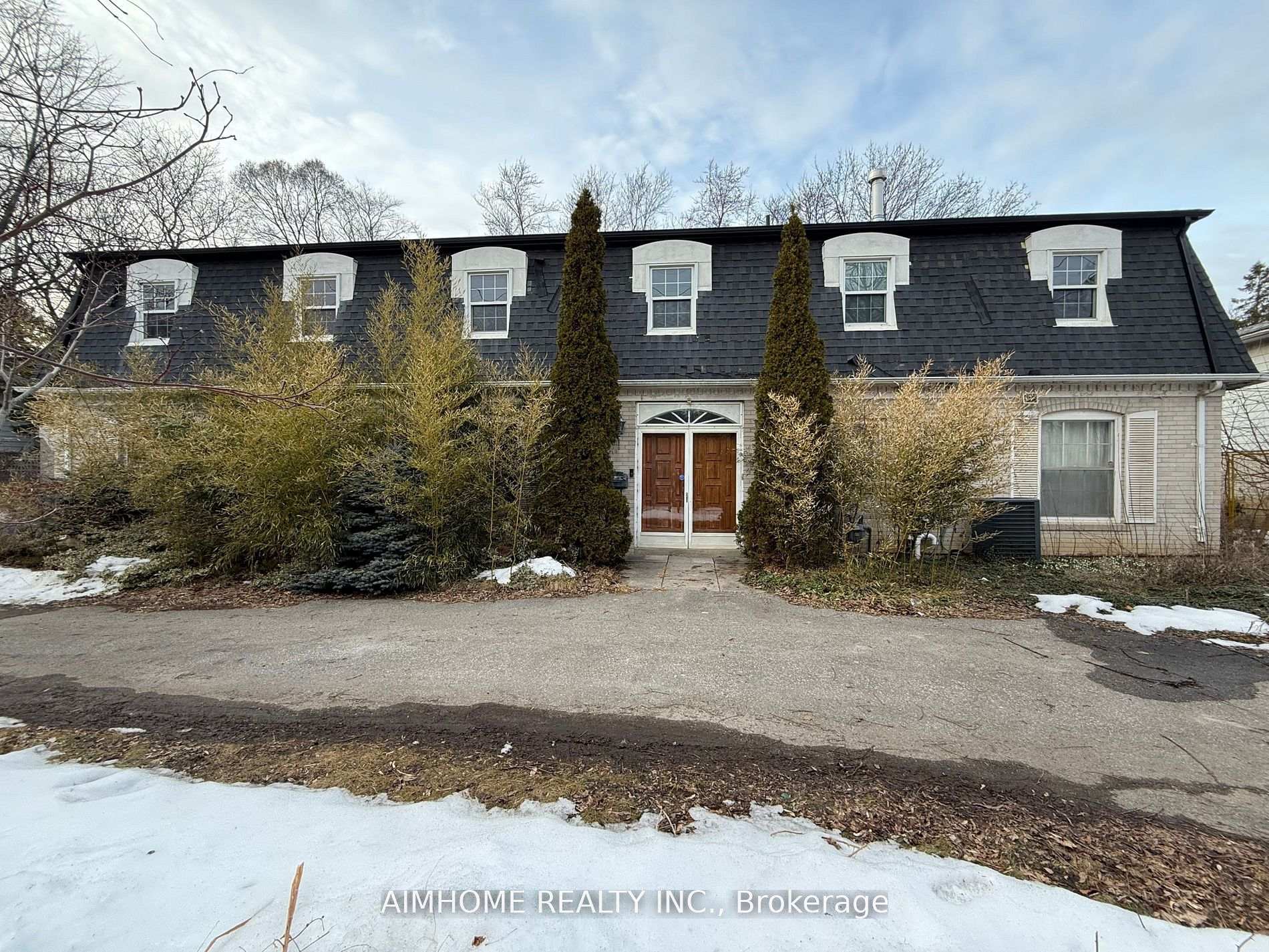 Photo 1 of 338 Steeles Avenue E, Markham, Bayview Glen — HOMEH