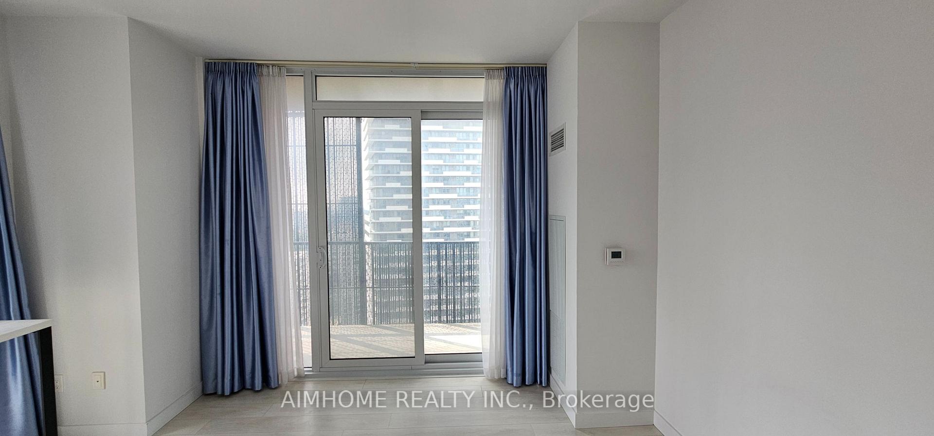 Photo 5 of Unit 1711, 8 Eglinton Avenue E, Toronto, Mount Pleasant West — HOMEH