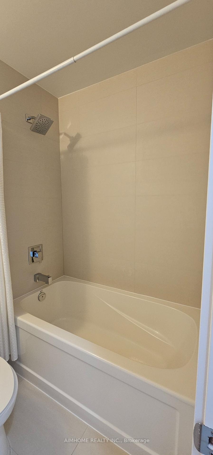 Photo 10 of Unit 1711, 8 Eglinton Avenue E, Toronto, Mount Pleasant West — HOMEH