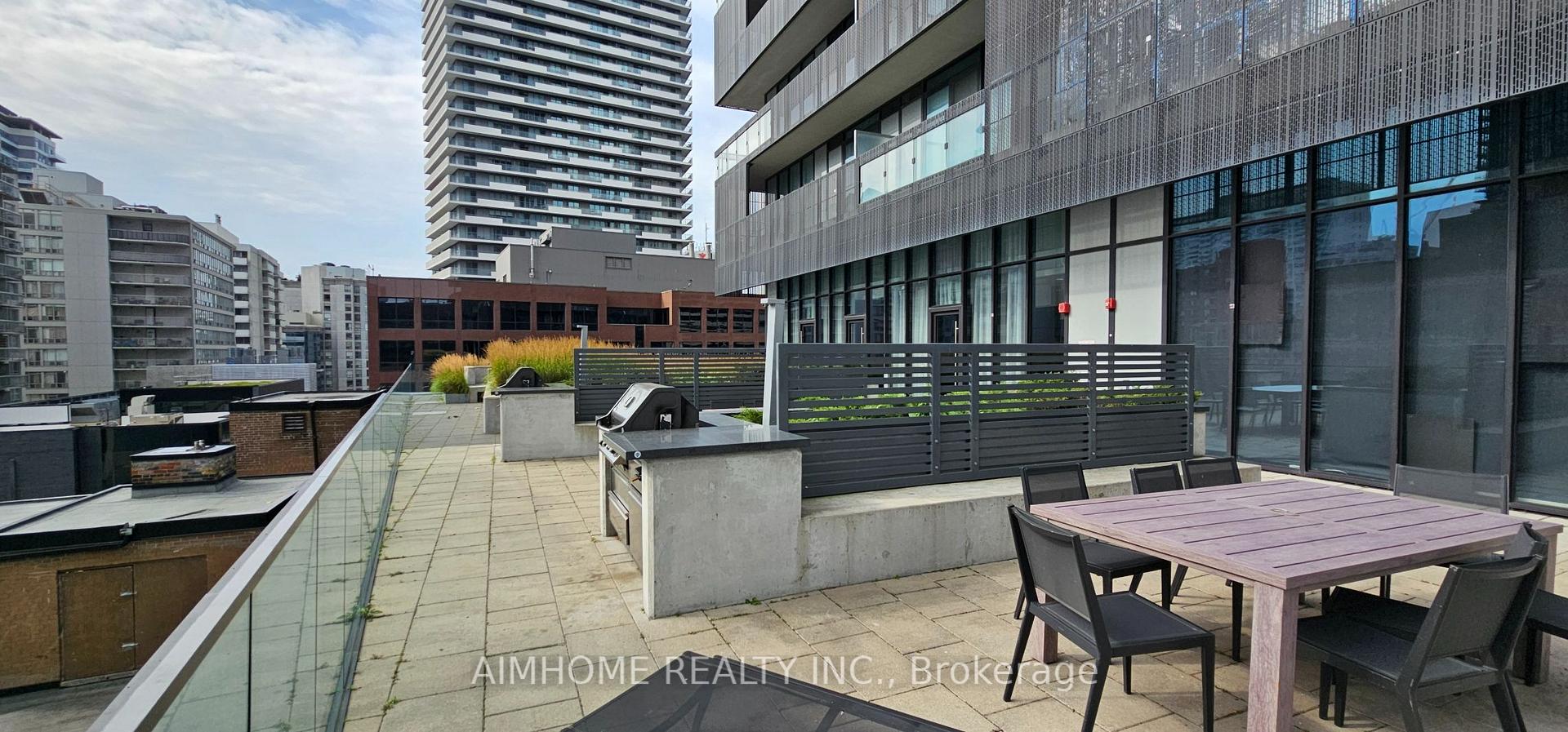 Photo 16 of Unit 1711, 8 Eglinton Avenue E, Toronto, Mount Pleasant West — HOMEH