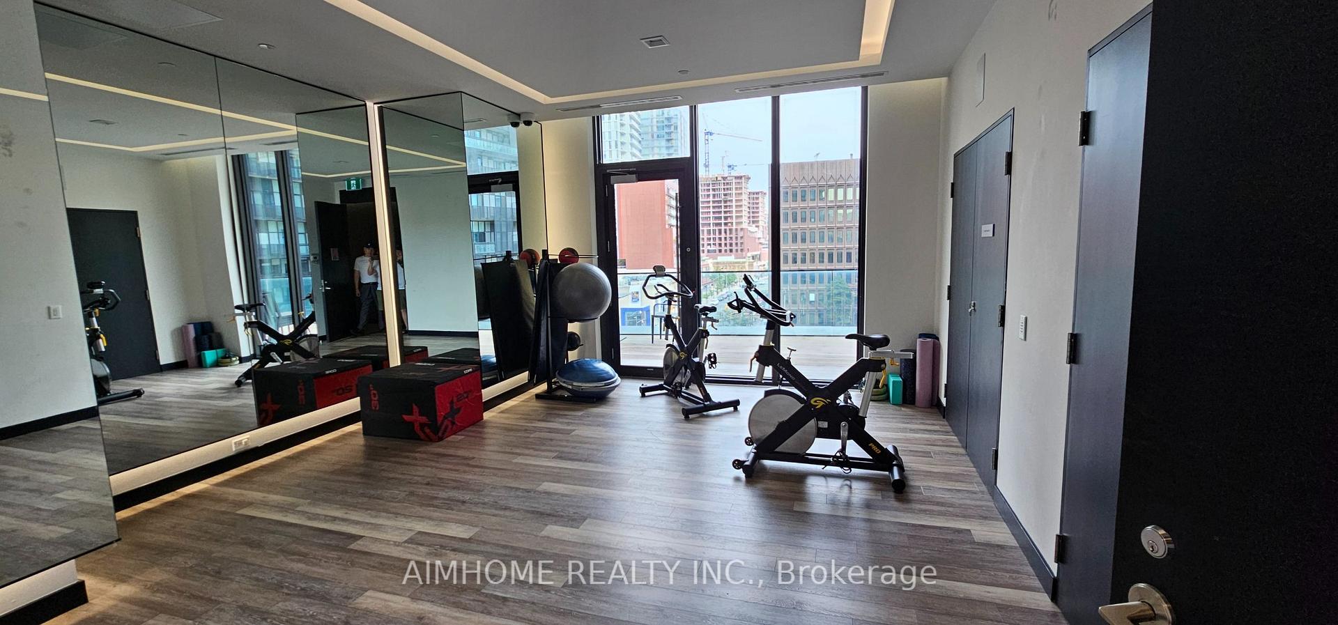Photo 18 of Unit 1711, 8 Eglinton Avenue E, Toronto, Mount Pleasant West — HOMEH
