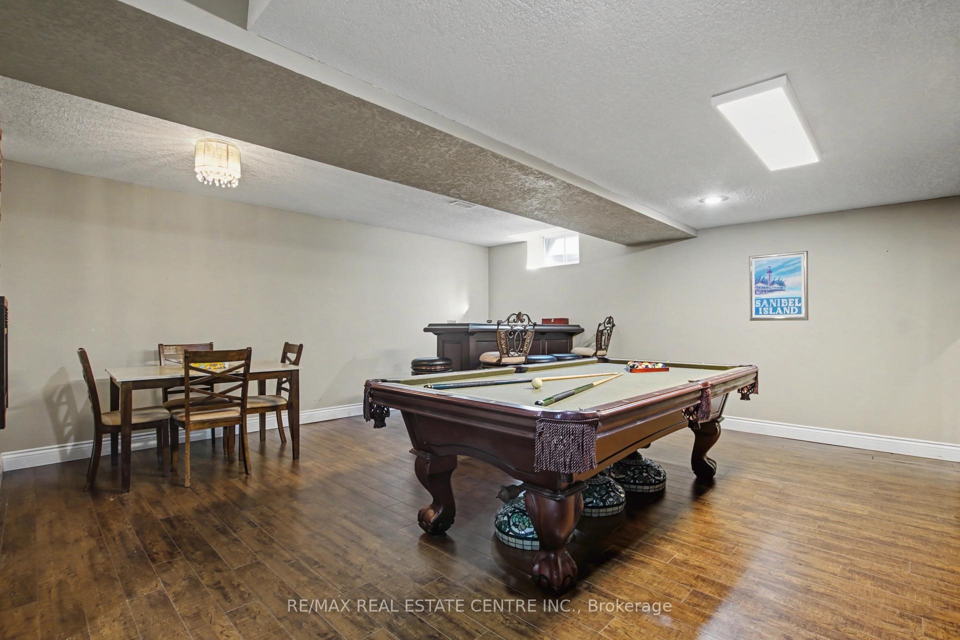 Photo 26 of 2 Irongate Drive, Brant, Paris — HOMEH