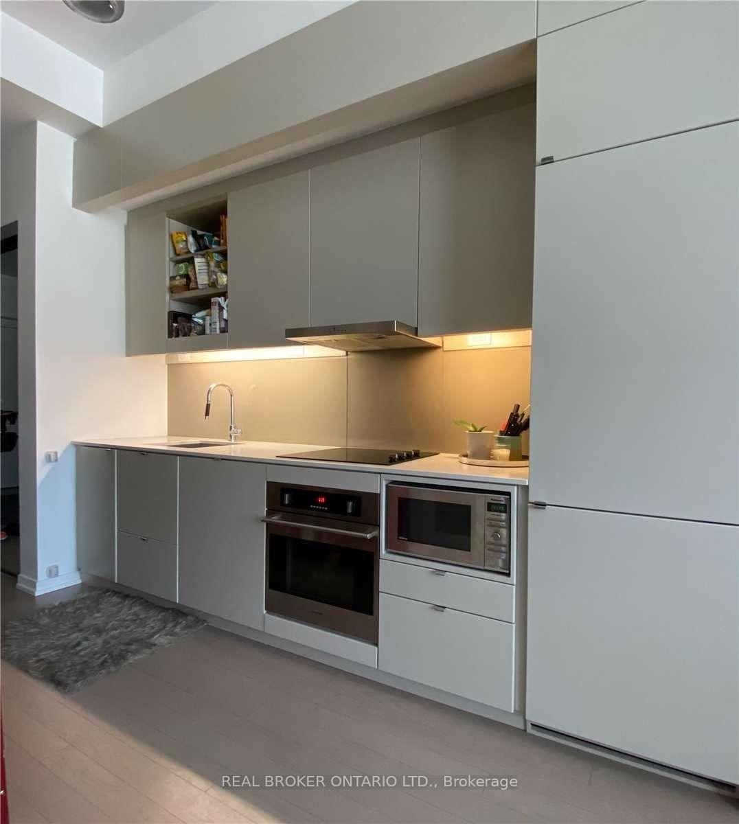 Photo 5 of Unit 515, 101 Peter Street W, Toronto, Waterfront Communities — HOMEH