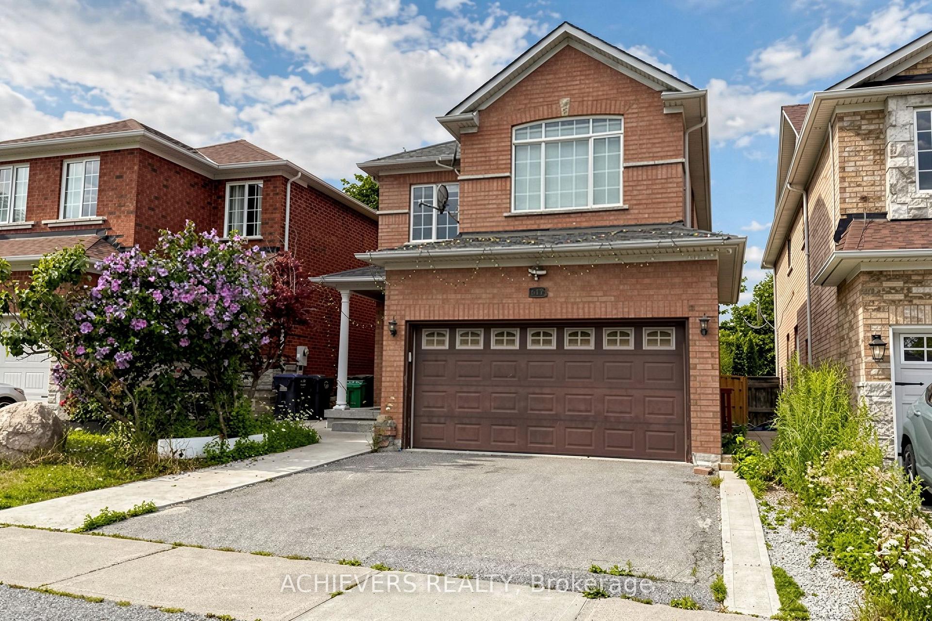 Photo 4 of 517 Navigator Drive, Mississauga, Meadowvale Village — HOMEH