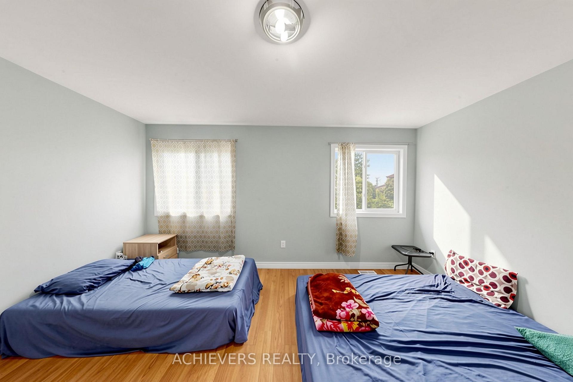 Photo 23 of 517 Navigator Drive, Mississauga, Meadowvale Village — HOMEH