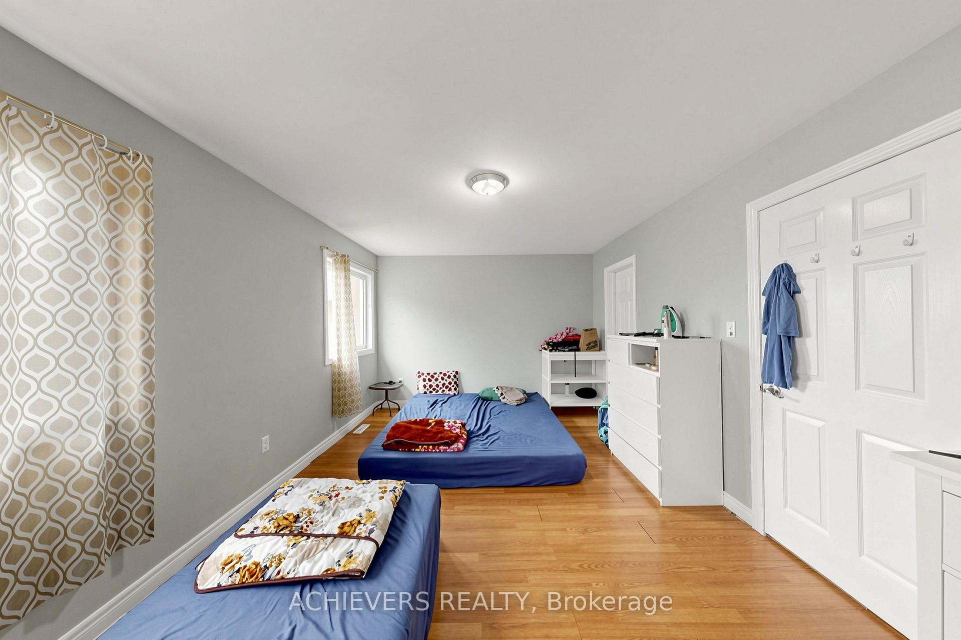 Photo 24 of 517 Navigator Drive, Mississauga, Meadowvale Village — HOMEH