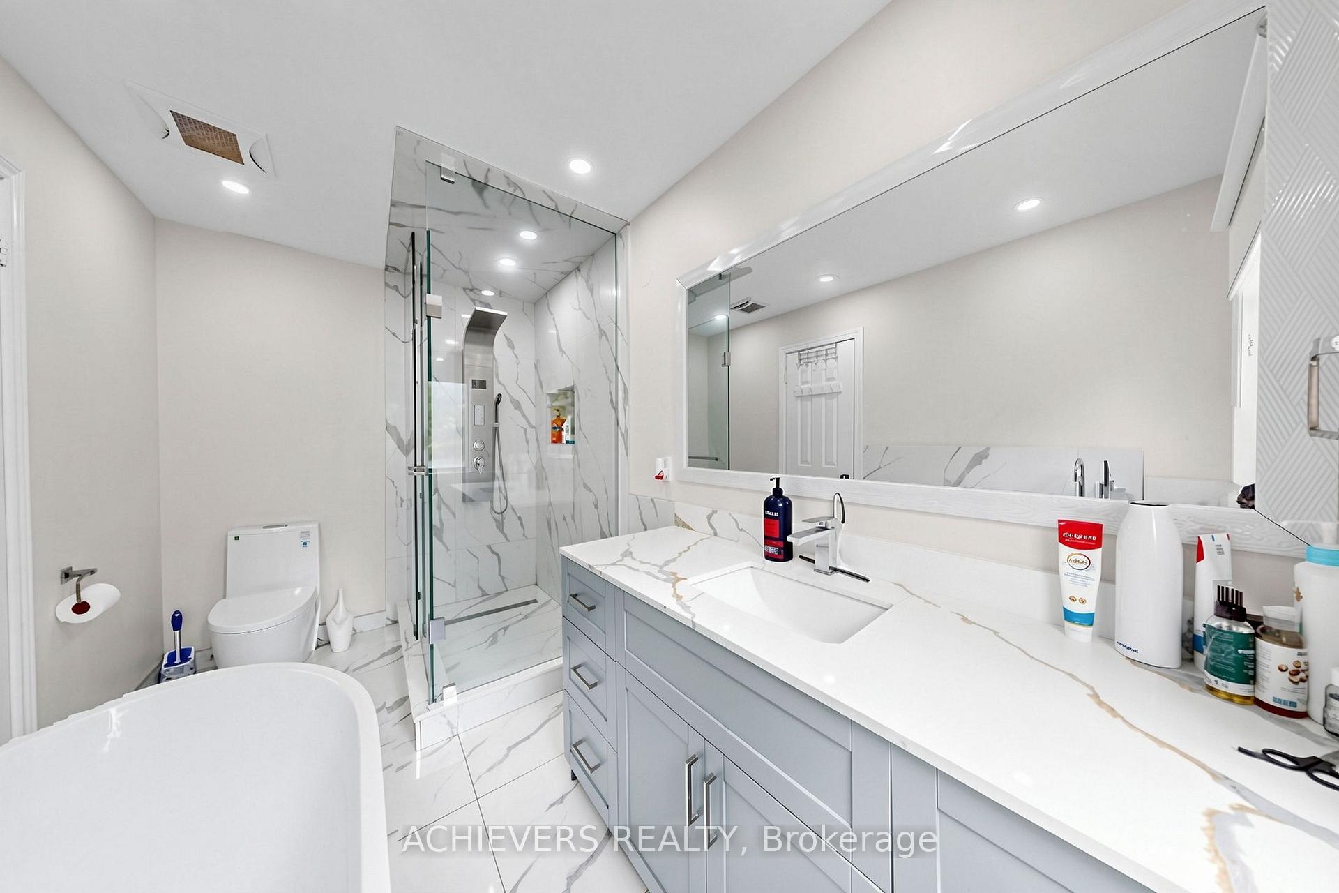 Photo 28 of 517 Navigator Drive, Mississauga, Meadowvale Village — HOMEH