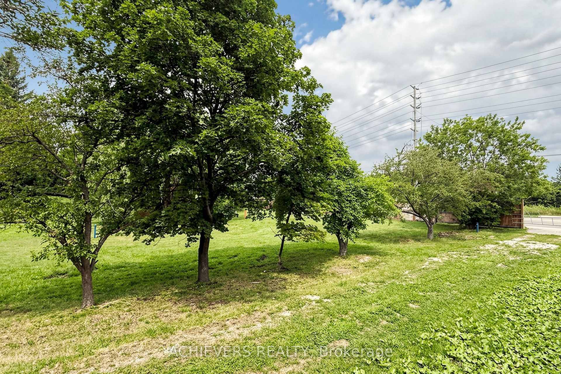 Photo 43 of 517 Navigator Drive, Mississauga, Meadowvale Village — HOMEH