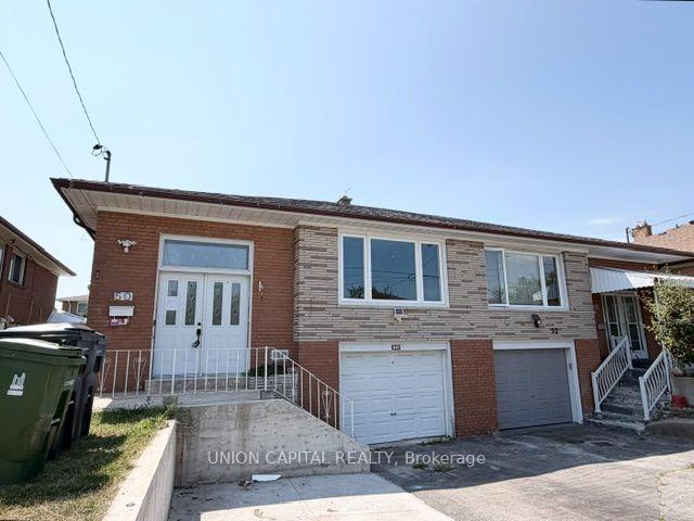 Front of 50 Dolores Road