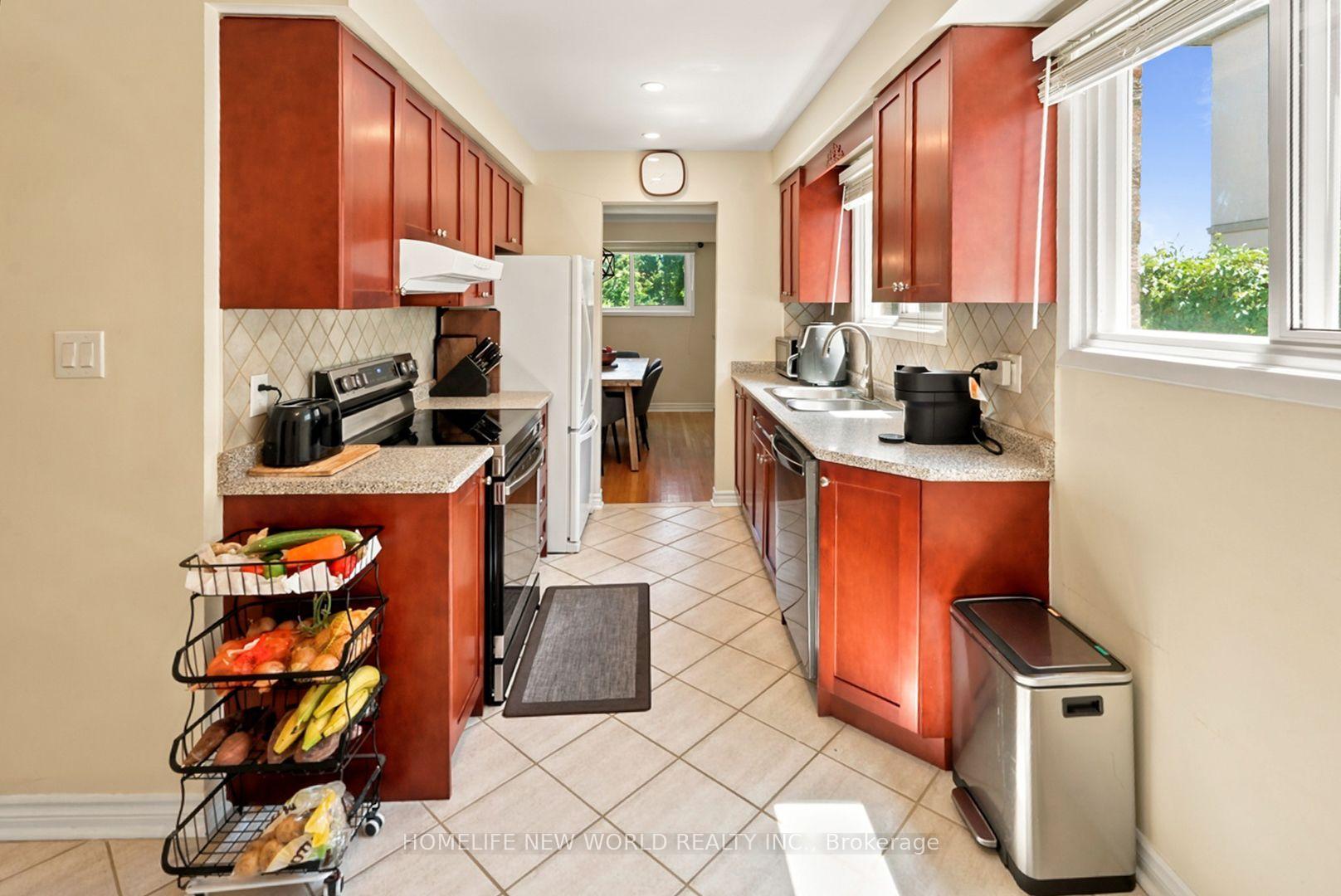 Photo 14 of Unit Upper, 458 Appledore Crescent, Mississauga, Cooksville — HOMEH