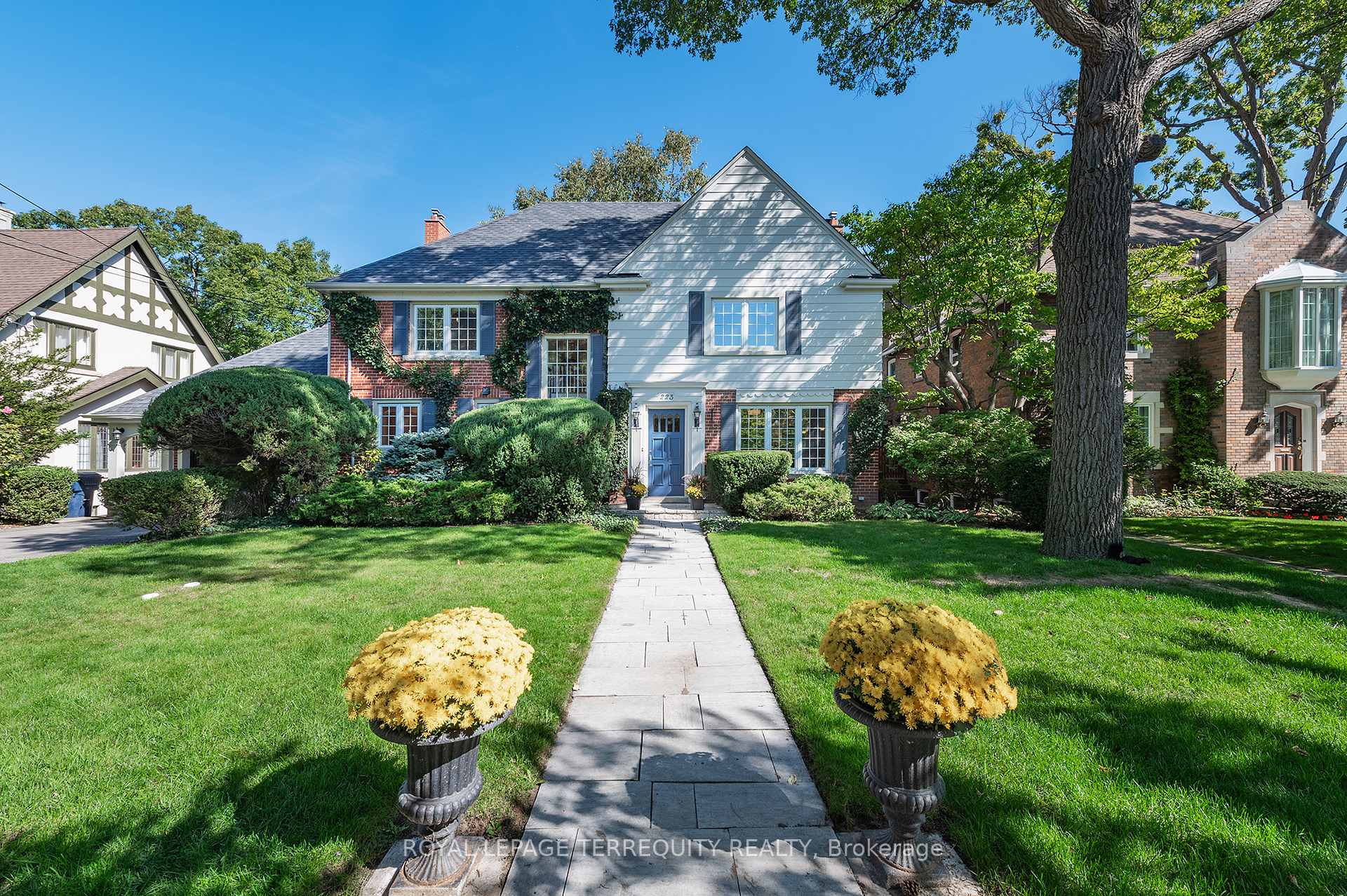 Photo 1 of 223 Riverside Drive, Toronto, High Park-Swansea — HOMEH