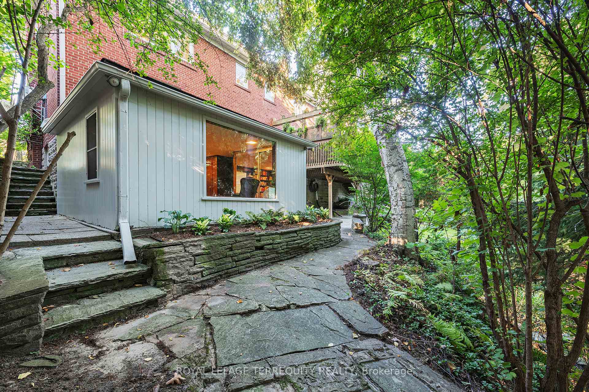 Photo 46 of 223 Riverside Drive, Toronto, High Park-Swansea — HOMEH