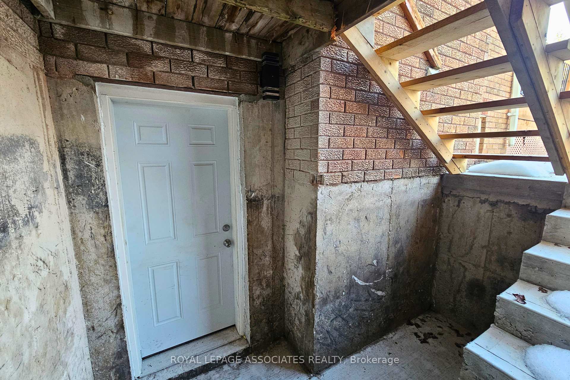 Photo 12 of Unit BSMT, 2377 Salem Road, Ajax, Northeast Ajax — HOMEH
