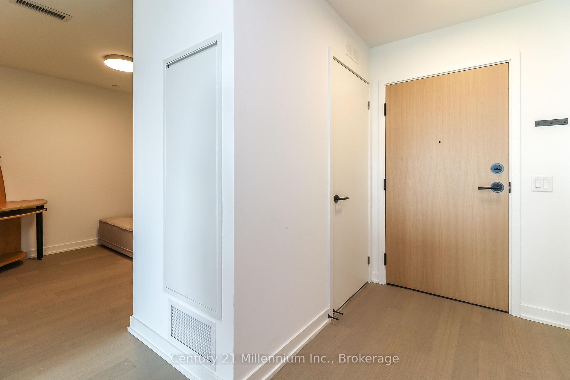 Photo 6 of Unit 511, 31 Huron Street, Collingwood — HOMEH