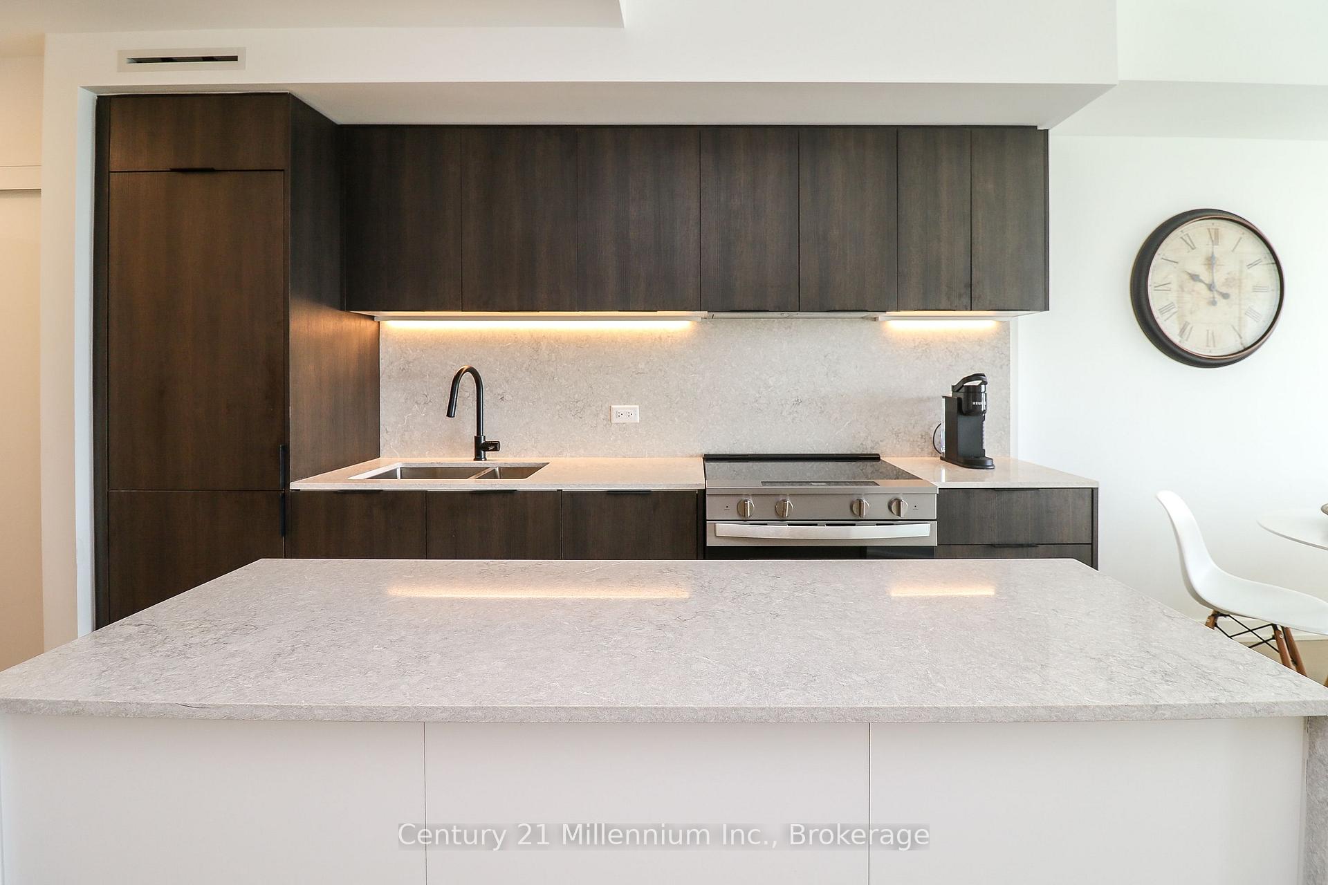 Photo 12 of Unit 511, 31 Huron Street, Collingwood — HOMEH